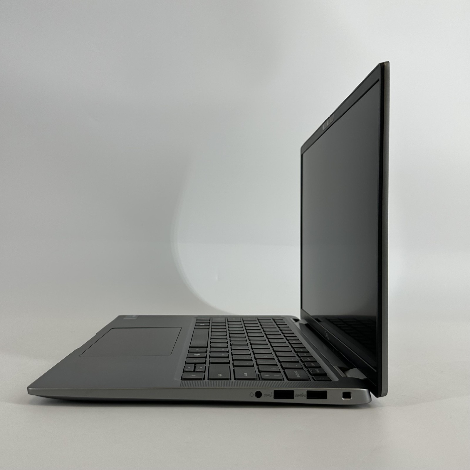 Dell Latitude 7450 14 QHD+ TOUCH 3.8 GHz Ultra 7 165H 32GB 256GB SSD Bent Frame