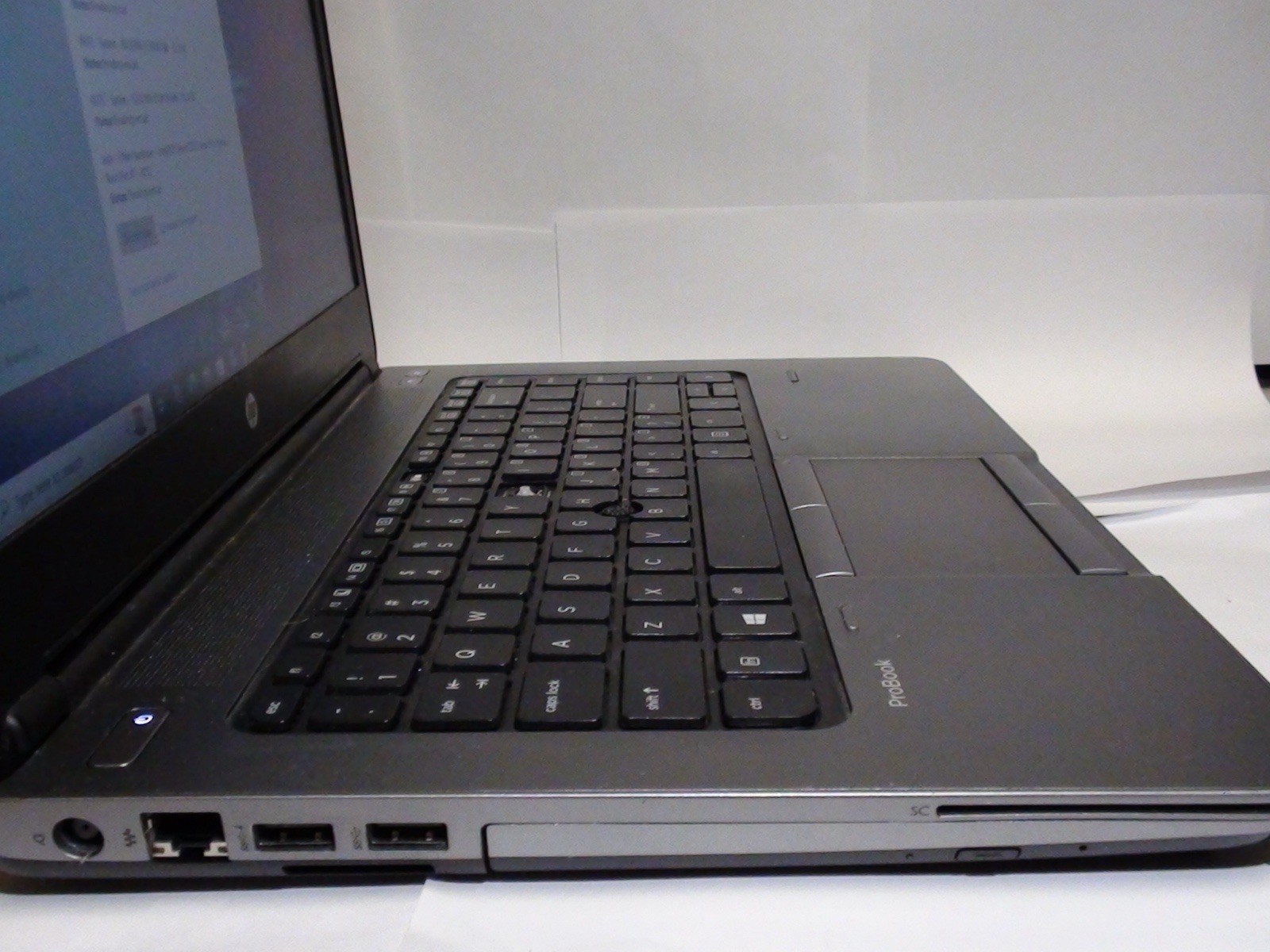 HP ProBook 640 G1 i5-4300M 2.60GHz 4GB RAM 120 GB Hard Drive w/ Win10 & Charger