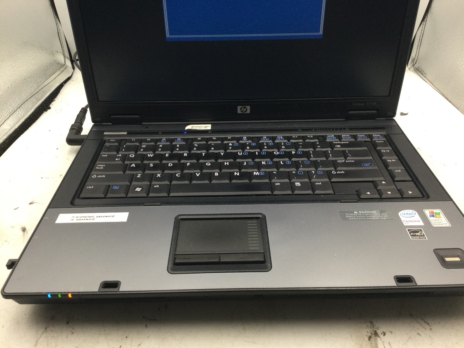 HP COMPAQ 6710b – FOR PARTS/BIOS LOCKED – INTEL CORE 2 DUO – 2GB RAM – READ – BB