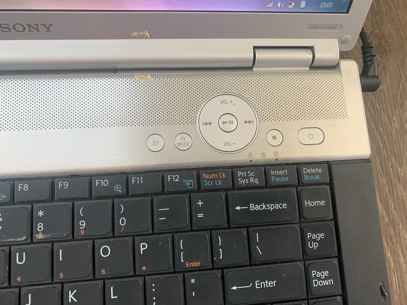 Sony PCG-3A4L VGN-FZ320E 15.4″ Intel Core 2 Duo T5450 166GHz 2GB Ram 120GB HDD