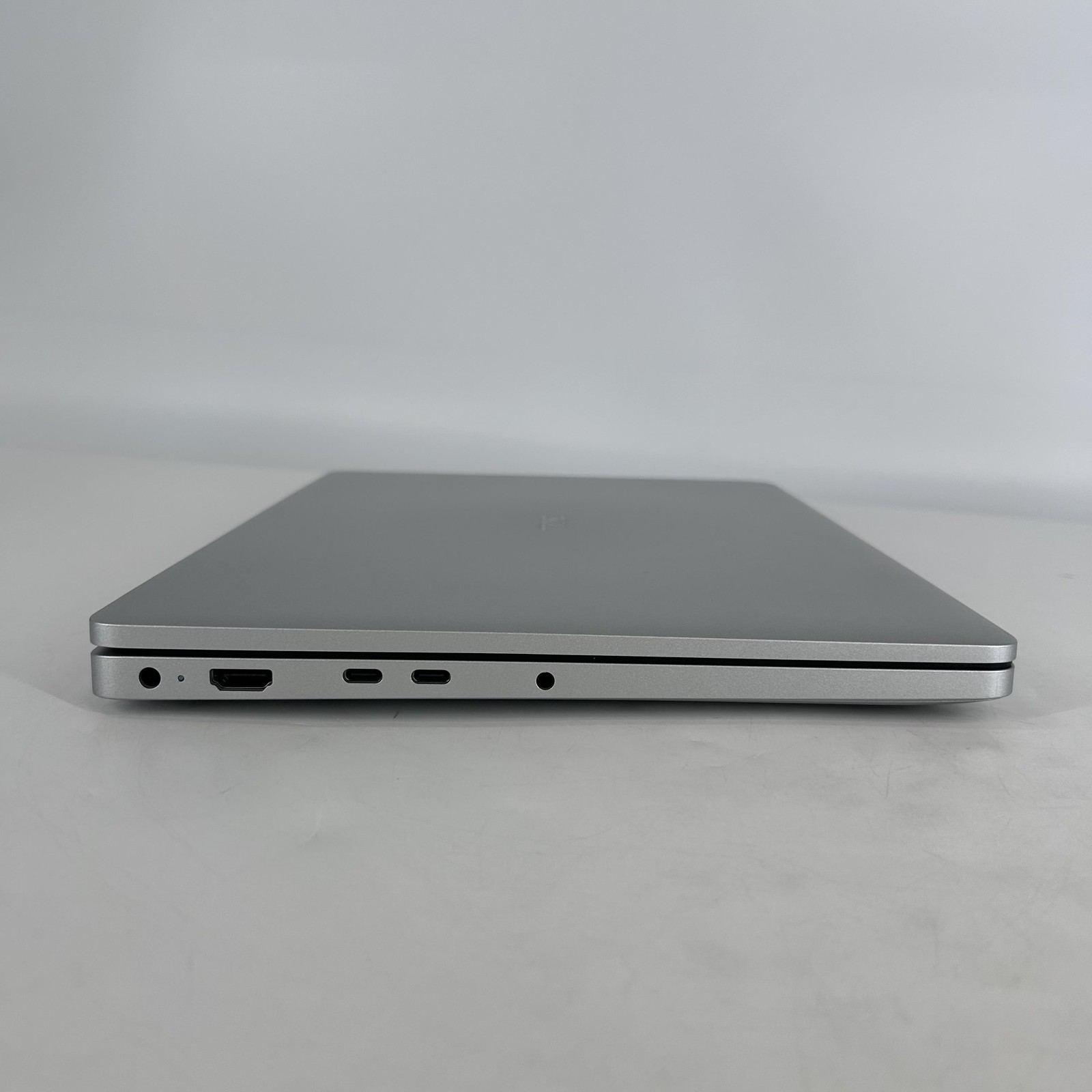 Dell Pro 14 PC14250 Platinum FHD+ 2.1 GHz Ultra 7 265U 16GB 512GB SSD Excellent
