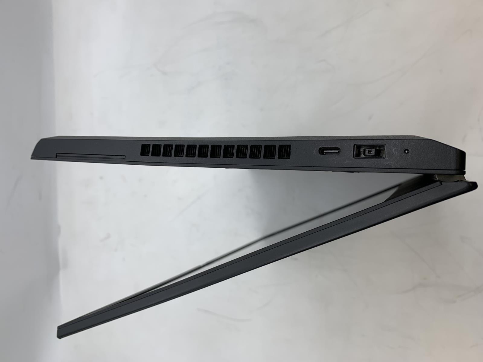 Lenovo Thinkpad P15v Gen 3 i7-12700H 512GB SSD 16GB DDR5 NVIDIA T600 W11P
