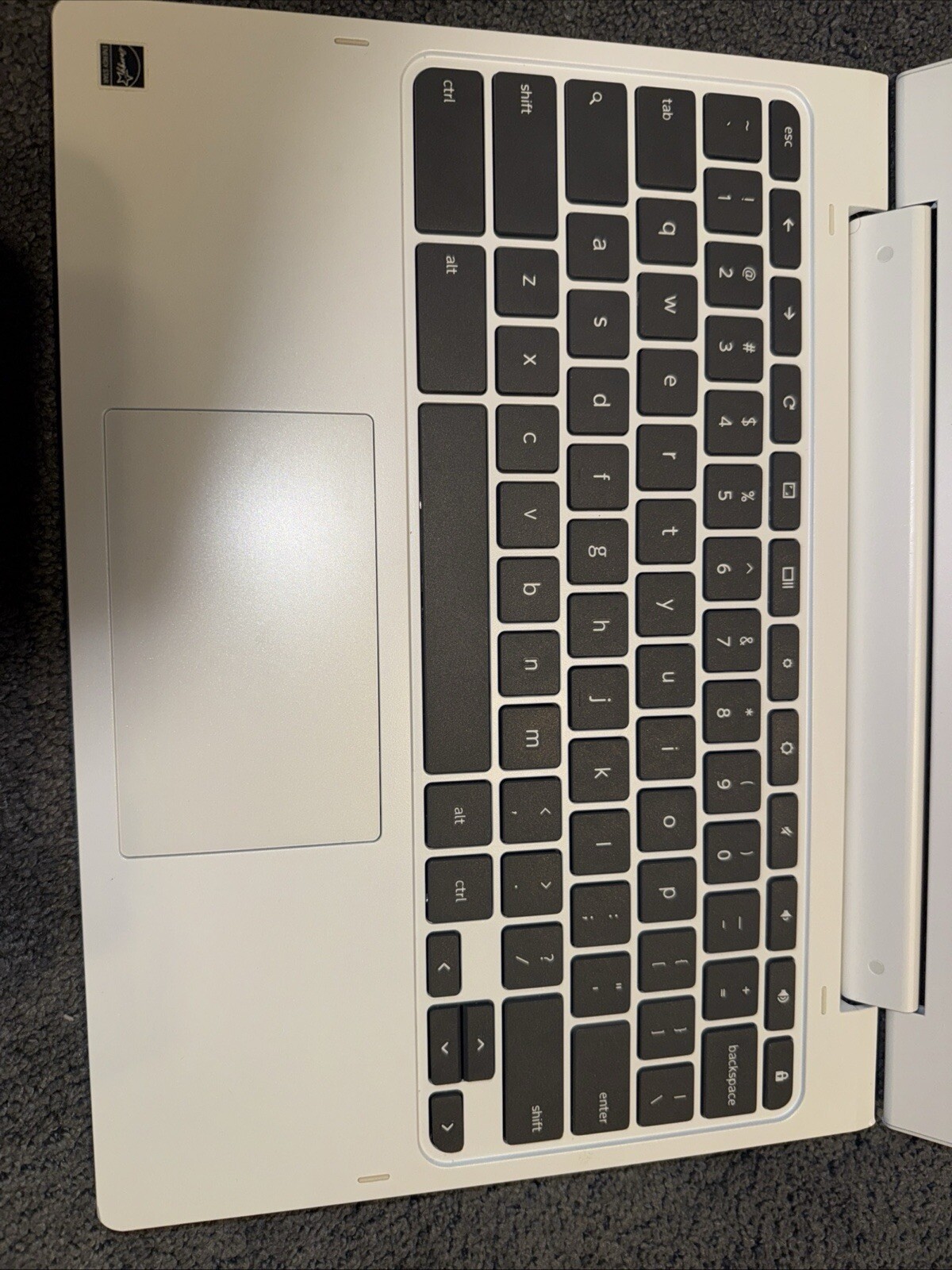 Lenovo Chromebook 2nd Gen white – Great Condition