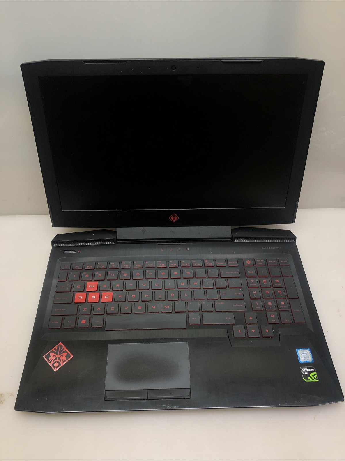 omen gaming laptop 15-CE018DX