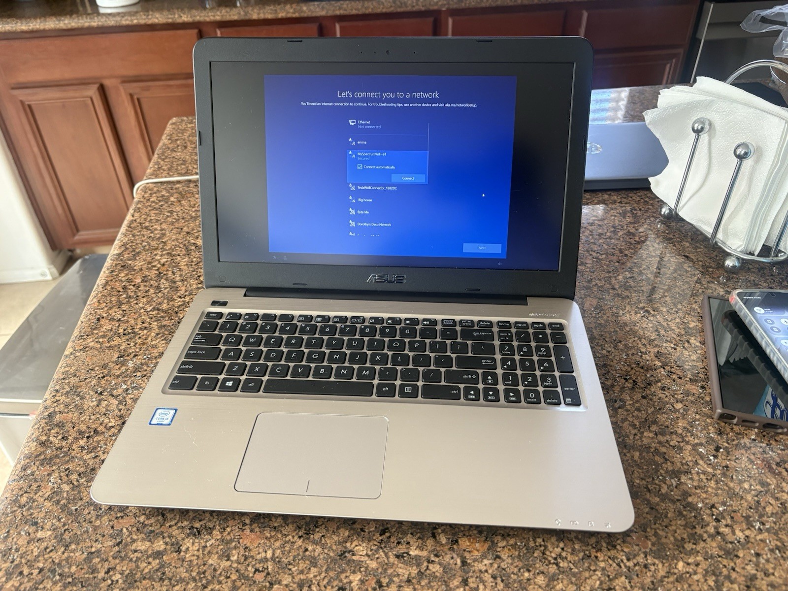 ASUS VivoBook 15.6″ Core i5 2.5GHz 8GB RAM 1TB HDD Win10 Silver