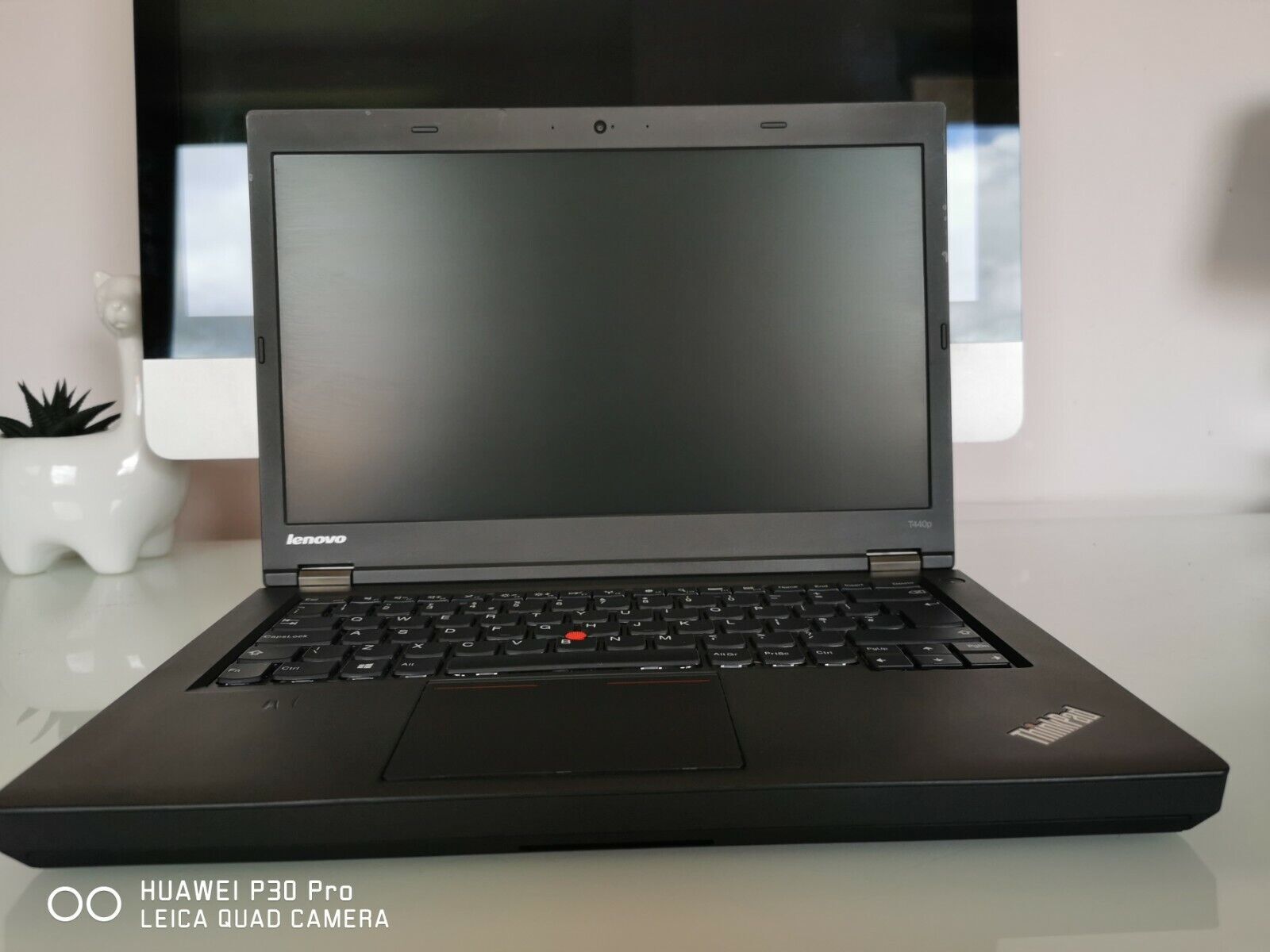 Lenovo T440p Core I 5 4gb 320gb DVD Burner Webcam Windows 10 Professional