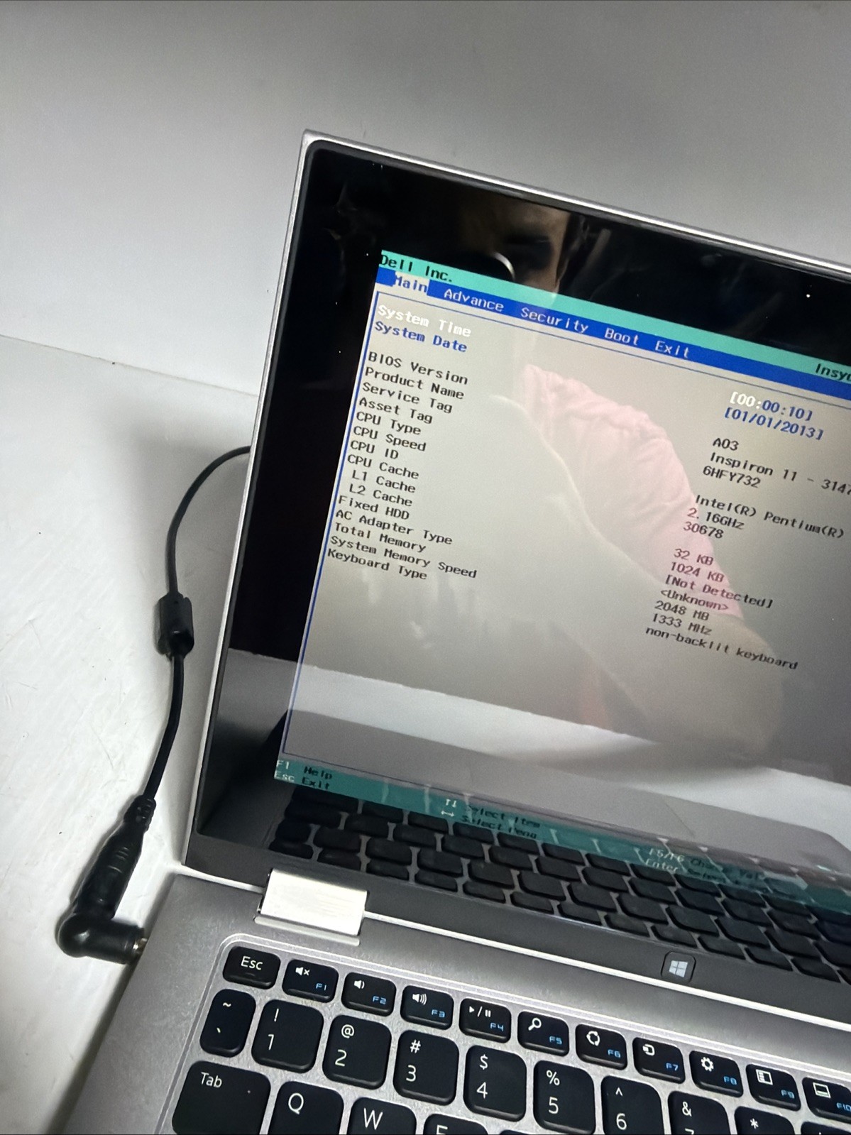 Dell Inspiron 11-3147 Laptop Intel Pentium N3540 2gb Ram No Drives Boots Bios