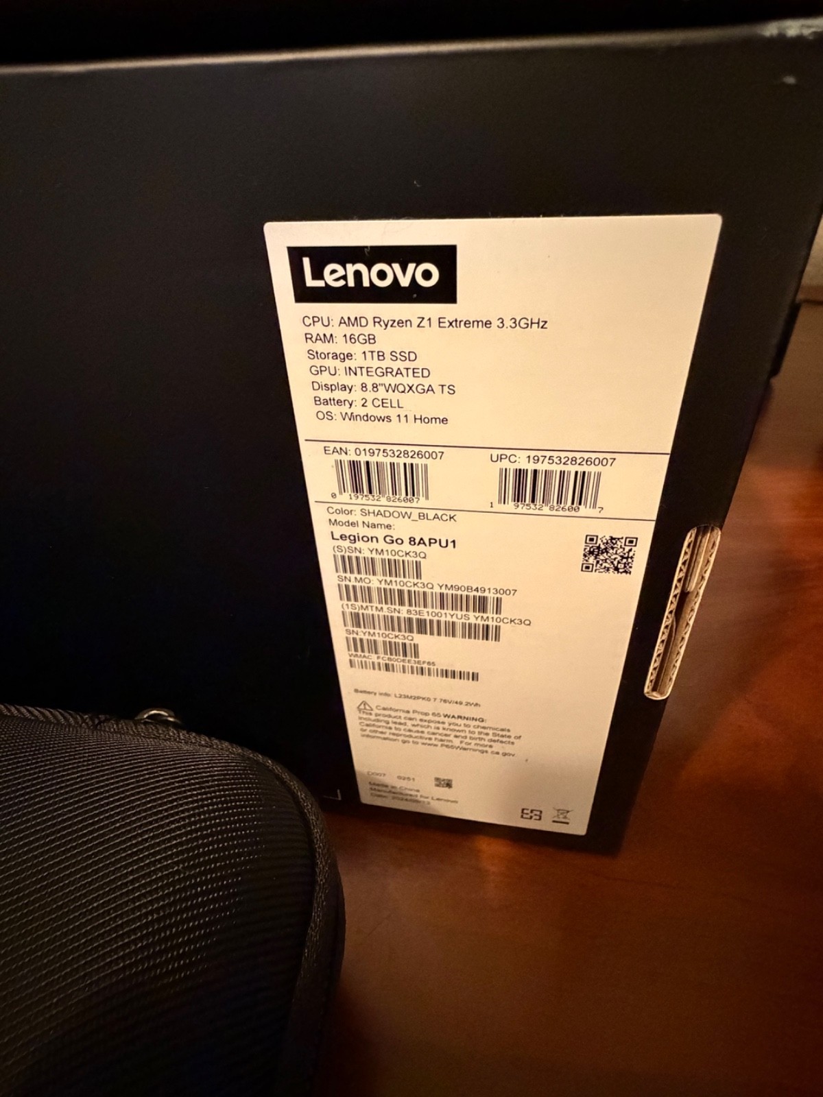 Lenovo Legion Go 8.8 in (1TB SSD, AMD Ryzen Z1 Extreme, 3.3GHz, 16GB RAM)…