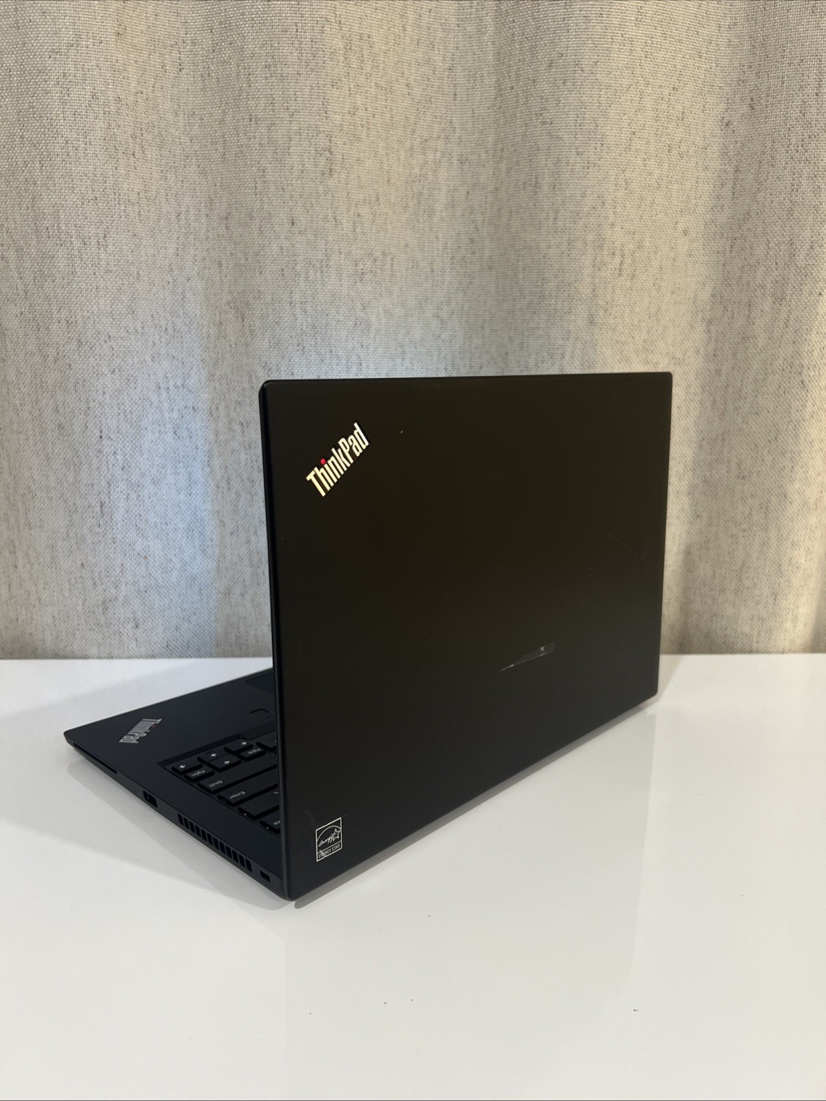Lenovo T480s i7/16GB/256gb laptop – Charger Included – Good For School/Work