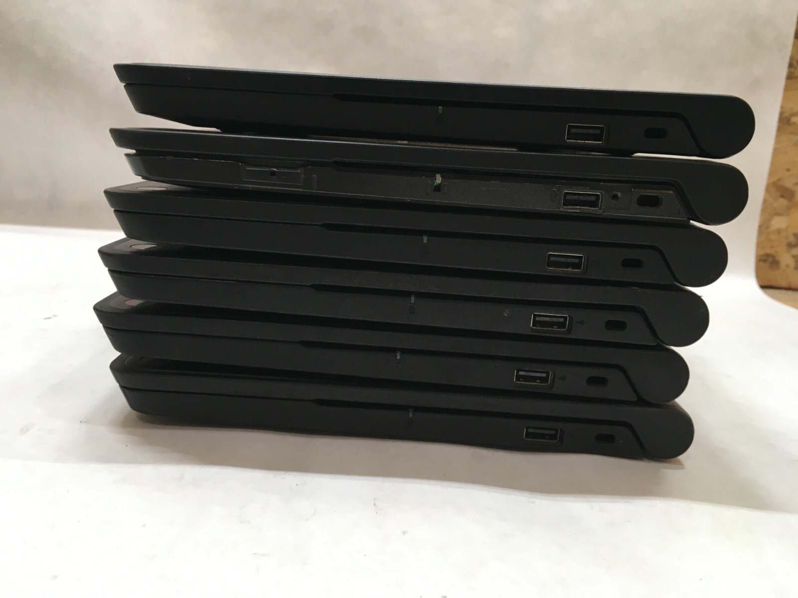 Dell Chromebook 11 3120 Lot of 6 Celeron 4 GB Ram 16 GB Storage Minor Issues- FT