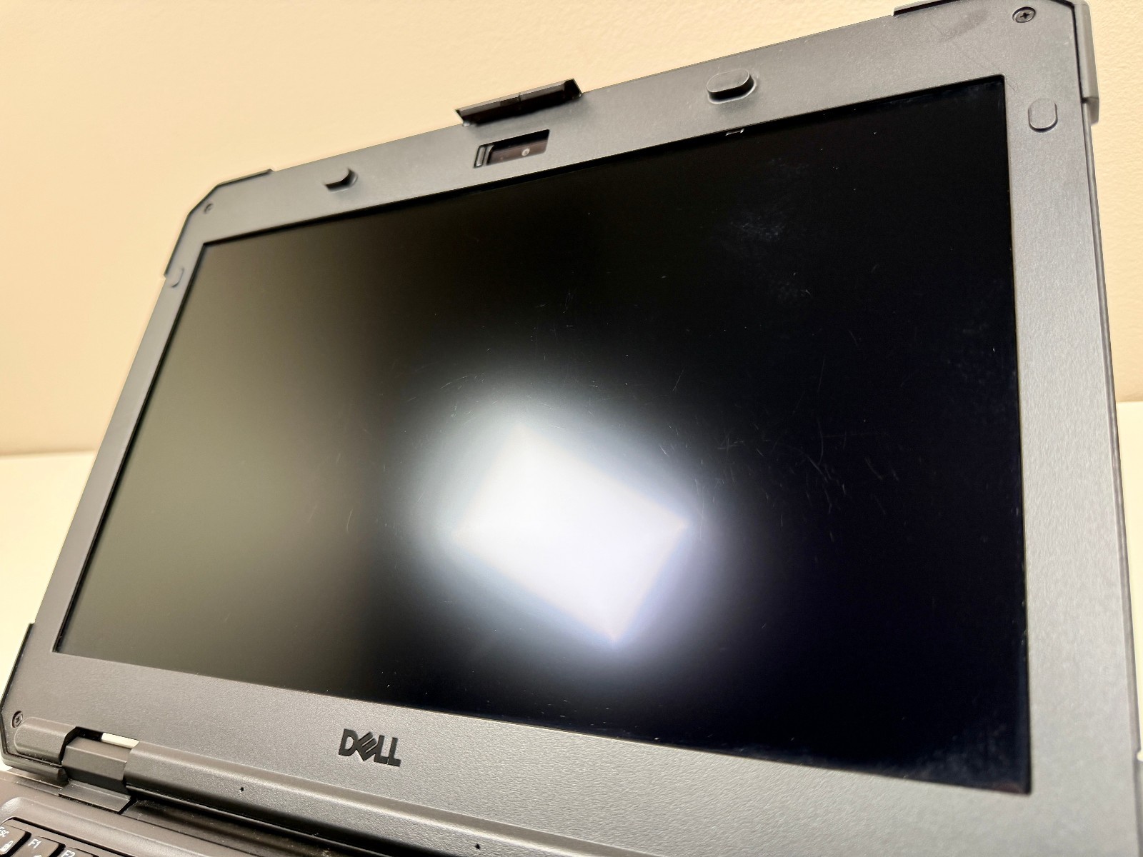 Dell Latitude 5420 Rugged 14″ Touch 1.7GHz Core i5-8350U 32GB RAM NO SSD or OS