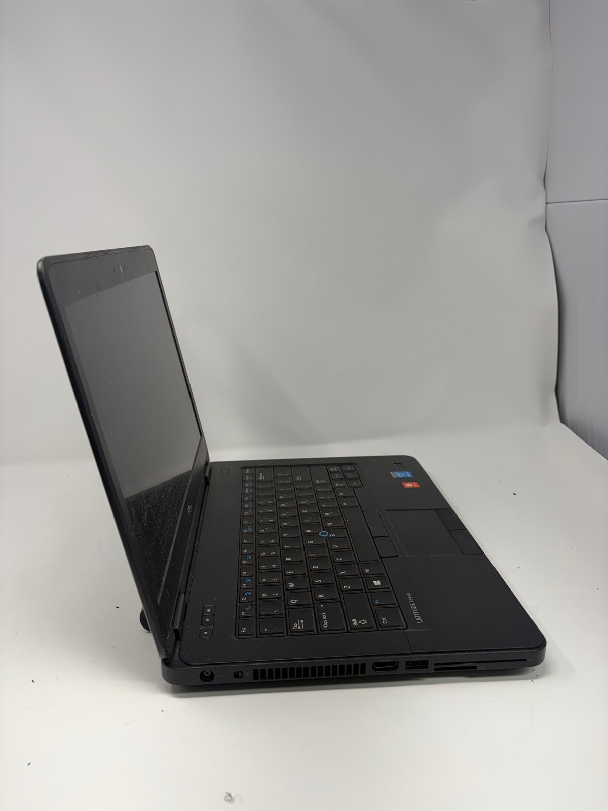 Dell Latitude E5440 Intel Core i5-4310U 8GB RAM 120GB HDD Win 11 Screen Defect