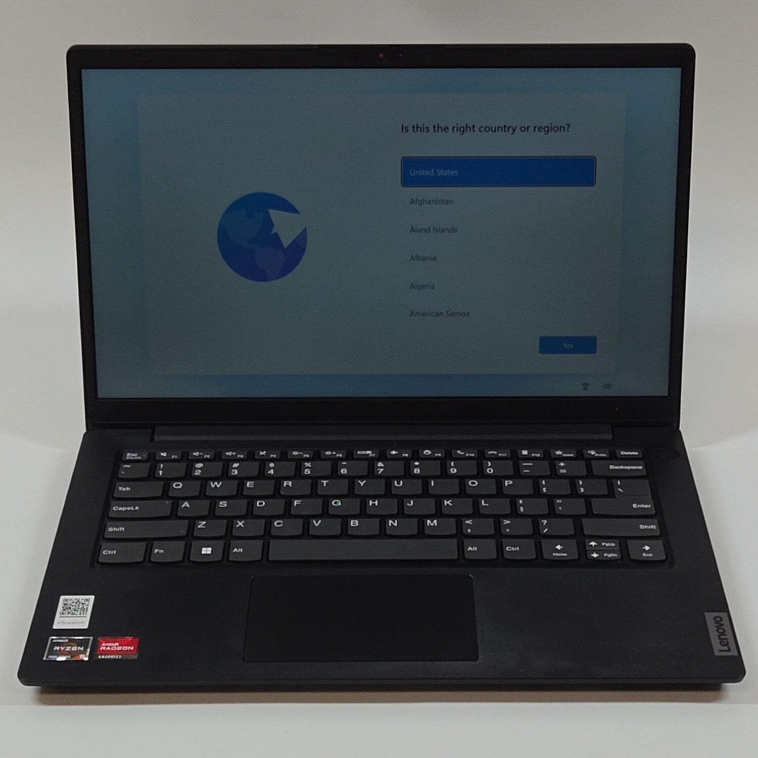 Lenovo V14 G4 ABP PF9XB5123107 14″ Ryzen 5 7430U 2.3GHz 8GB RAM 256GB SSD