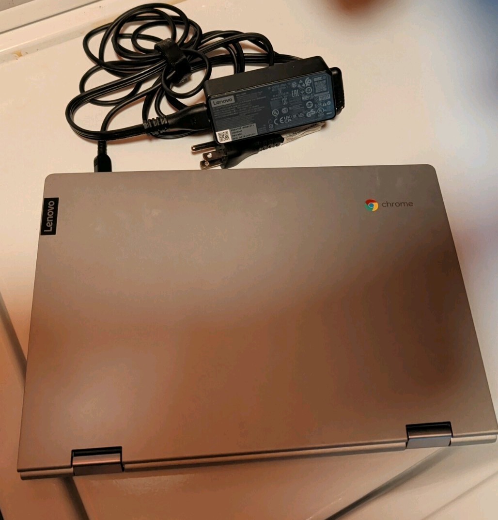 Lenovo Chromebook C340 Flip 11.6″ HD N4000 4 64GB, Model 81TA0001US