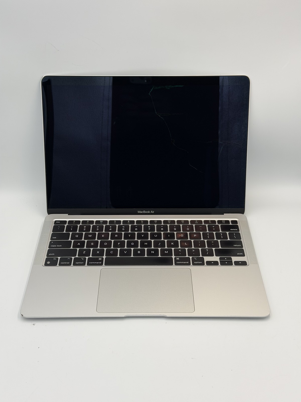 Apple MacBook Air (13-inch) [M1] (2020) M1 8-Core 8GB RAM 256GB SSD