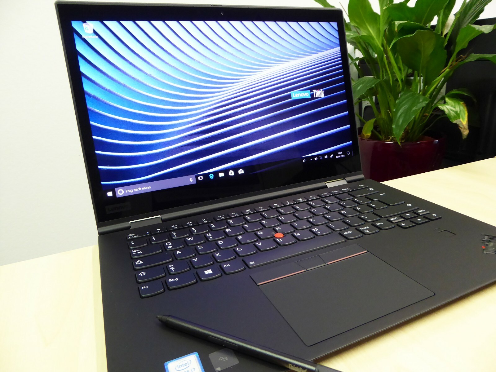US ENGLISH LENOVO X1 YOGA G2, i5-QUAD 16GB 2TB FHD TOUCH LTE PEN CONVERTIBLE