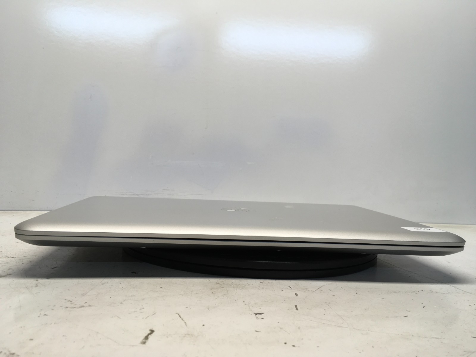 HP Pavilion 17T-G100 Intel i5-6200U 2.3GHz 8 GB NO HDD/Battery