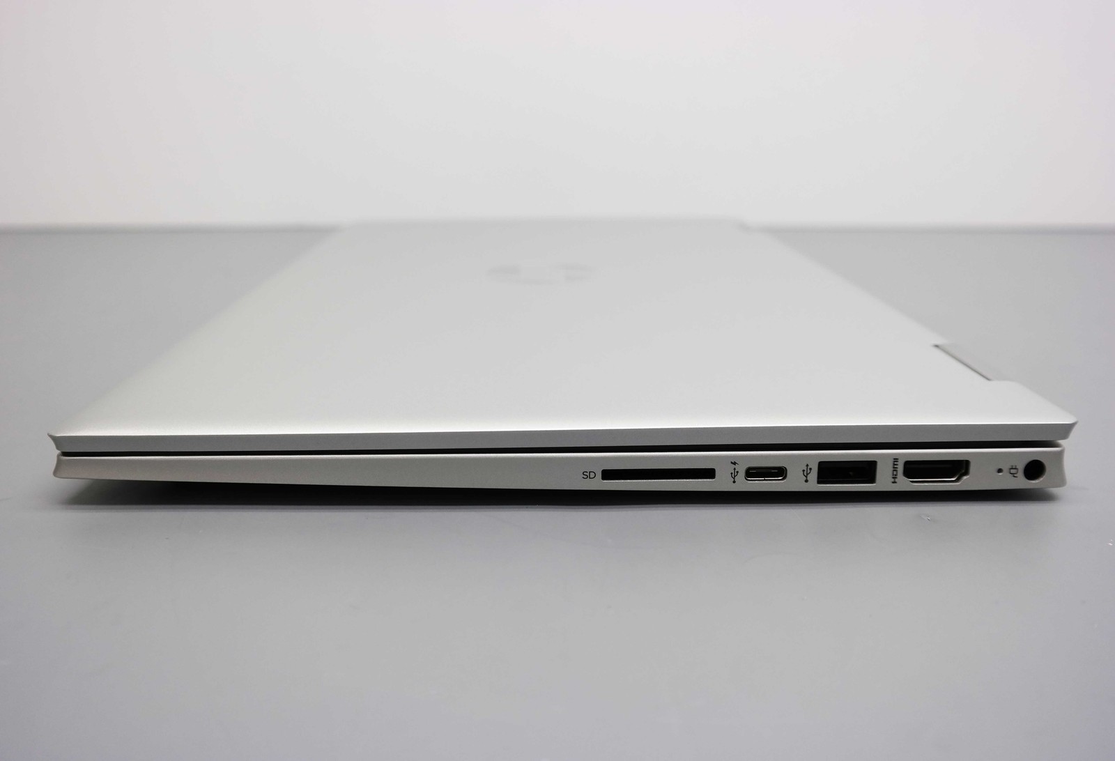 HP Pavilion X360 14-dw1095cl 14″ Core i5-1135G7 16GB 512GB SSD