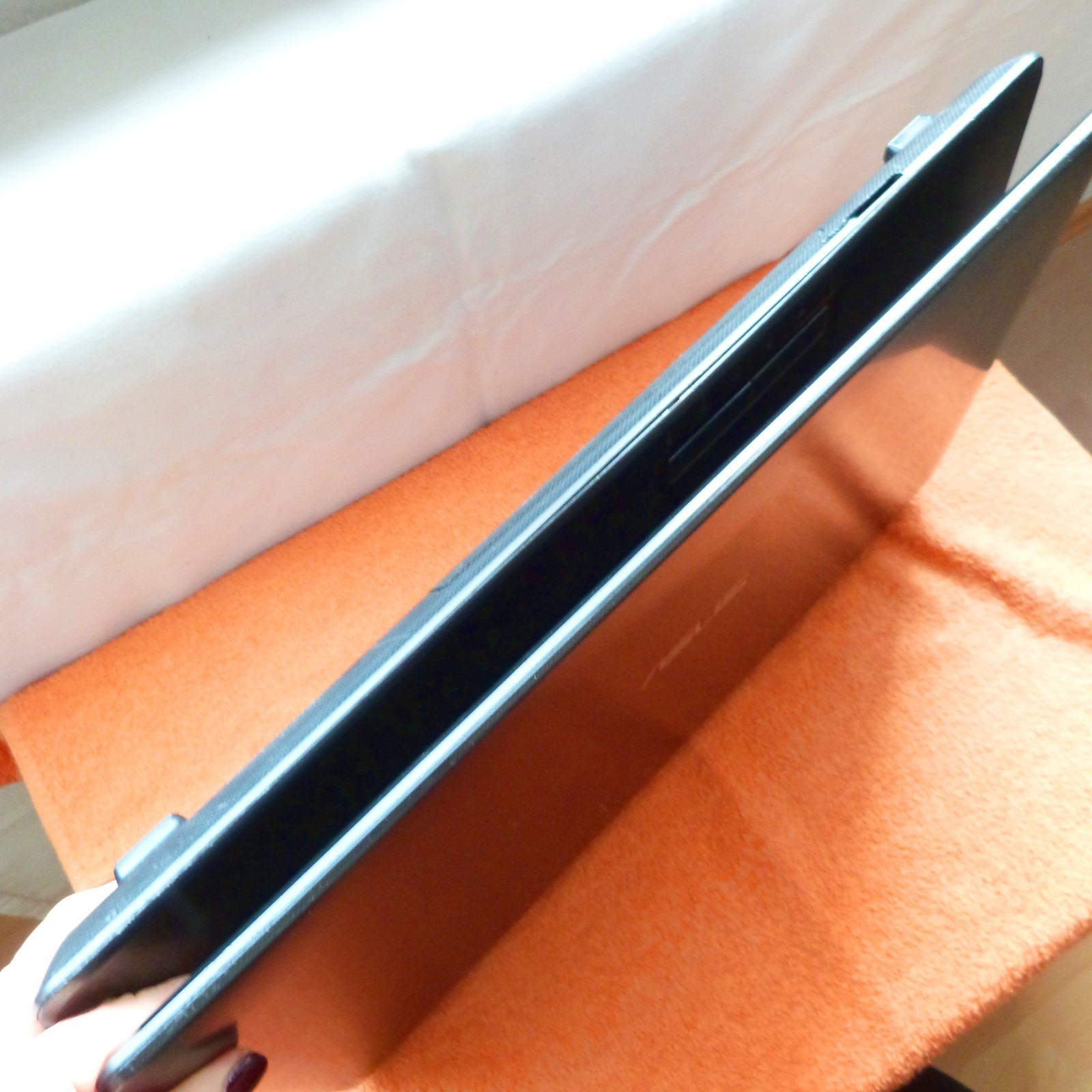 Asus K93 18 inch cinema MONSTER FULLHD l 1TB HDD SSD Windows 11 l 16GB RAM…