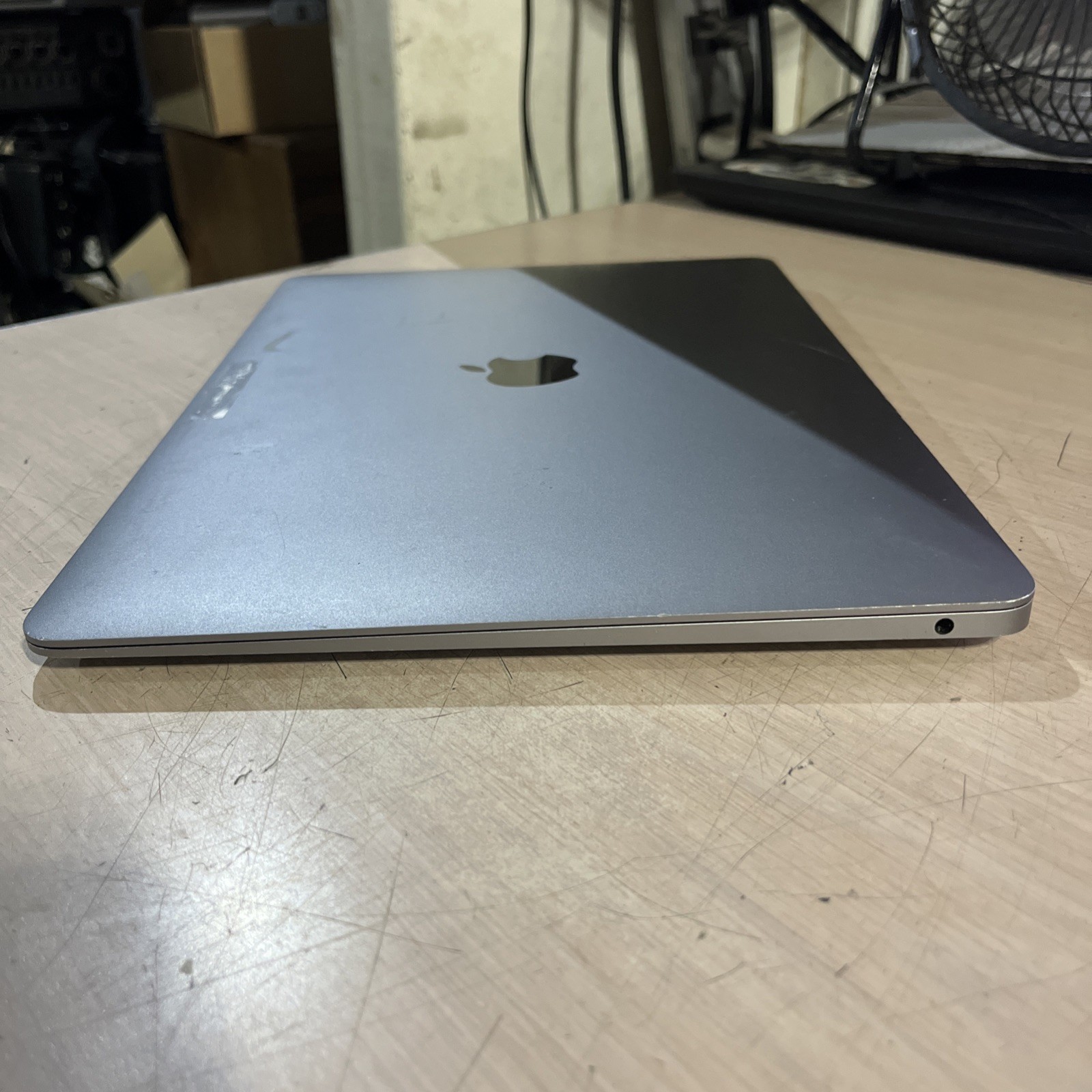 APPLE MACBOOK AIR 13″ LATE 2018 CORE I5-8210Y 1.6GHZ 8GB RAM 128SSD
