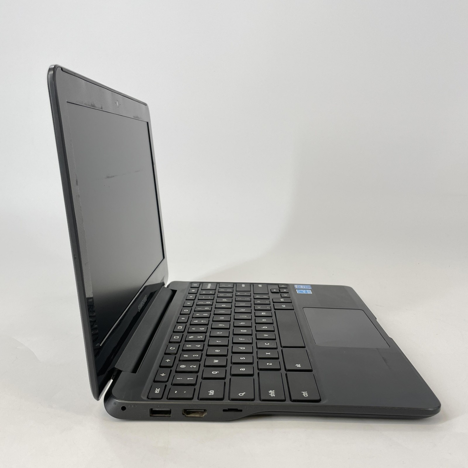 Samsung Chromebook 3 XE500C13 11.6 HD+ 1.6 GHz Celeron 2GB 16GB eMMC Good