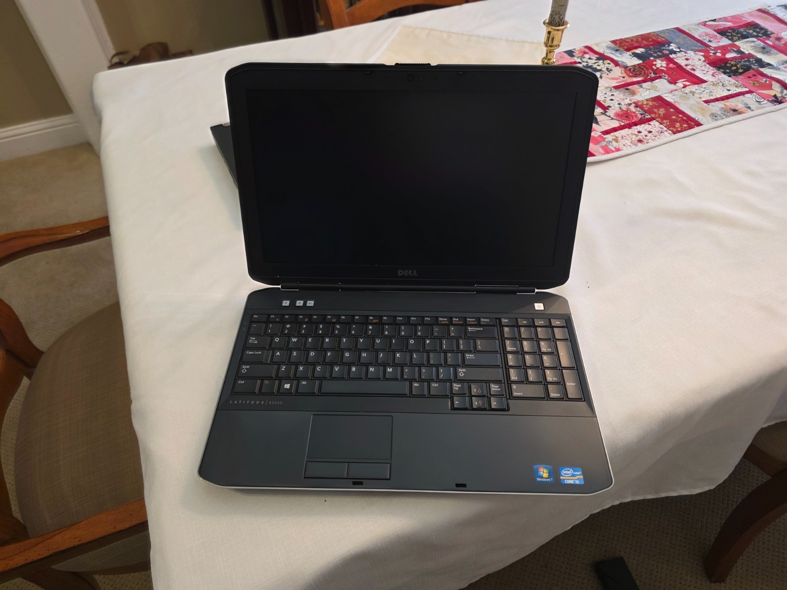 Dell Latitude E5530 Core i5-3320M@2.60GHz, ???GB RAM , NO HD , FOR PARTS/ Repair
