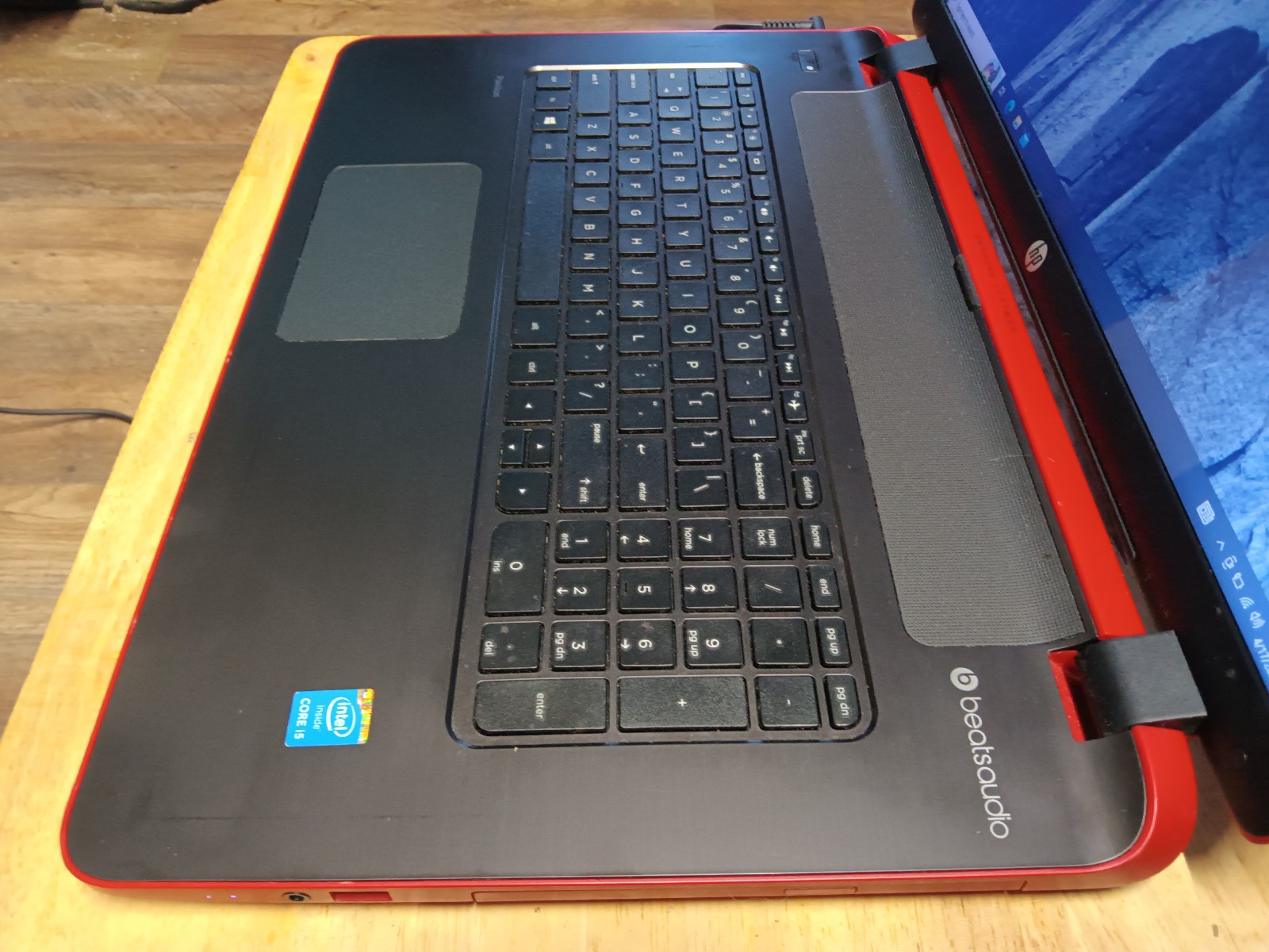 Hp Pavilion 17-1027nr/Core i5-4210u 1.70gb/12gb/1TB/Windows 10 Home/Web/BT/17.3″