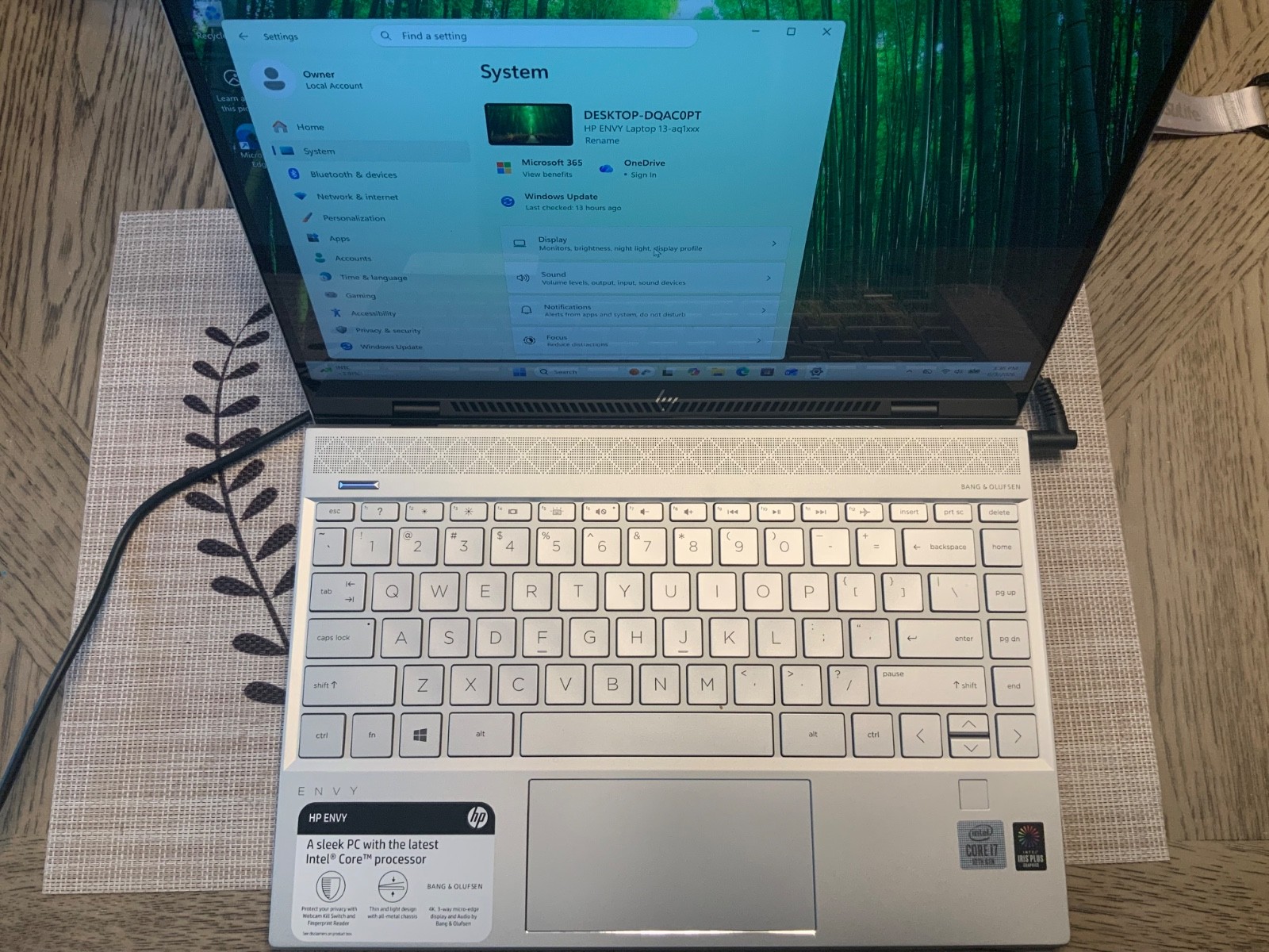 HP Envy 13-aq1013dx 3C311UA 13.3″ Touch Laptop, i7-1065G7/8GB/512 SSD/Win11 Home
