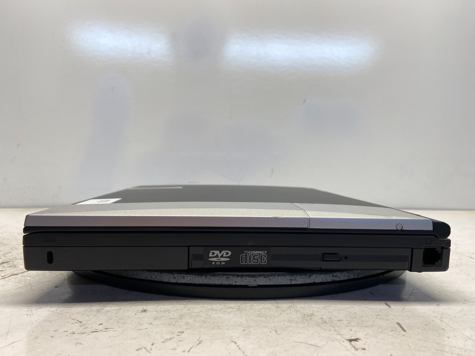 Compaq Evo N600C Intel Pentium III-M 1066MHz 256 MB NO HDD READ