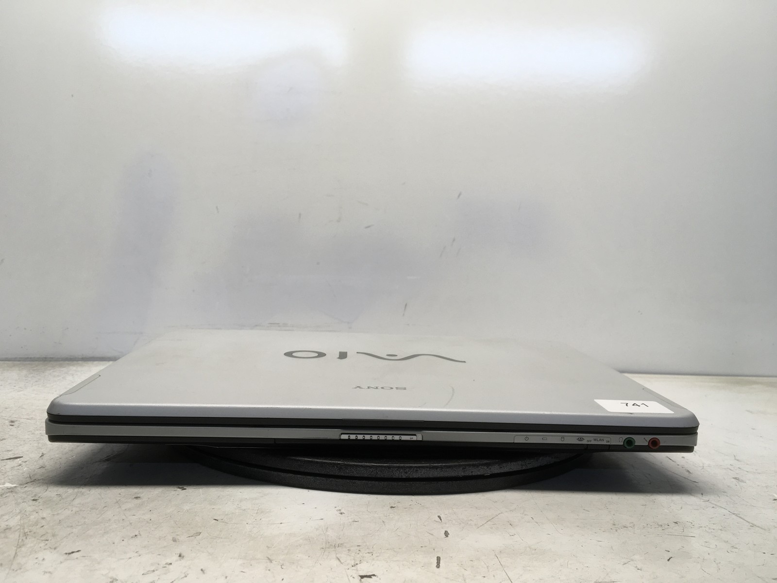 Sony Vaio VGN-FS715 Intel Pentium M 740 1.73GHz 512 MB NO HDD No Batt