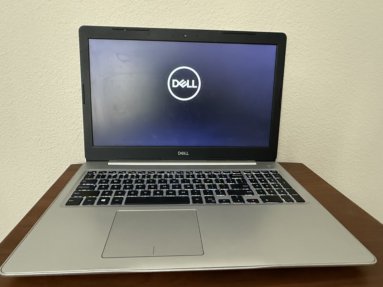Dell Inspiron 5575 Laptop | AMD Ryzen 5 2500U | 8GB RAM | Radeon Vega | 15.6″