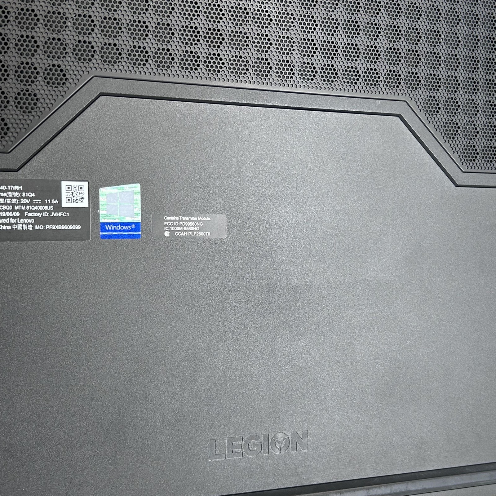 Lenovo Legion Y540 17 144Hz FHD i7-9750H 2.60GHz 16GB 256GB SSD/1TB HDD RTX 2060