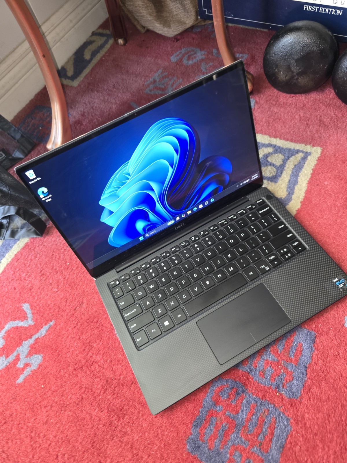 Dell XPS 13 9305 i7 11th Gen Touchscreen 16gb Ram 512gb Ssd Win11Pro W/CHARGER