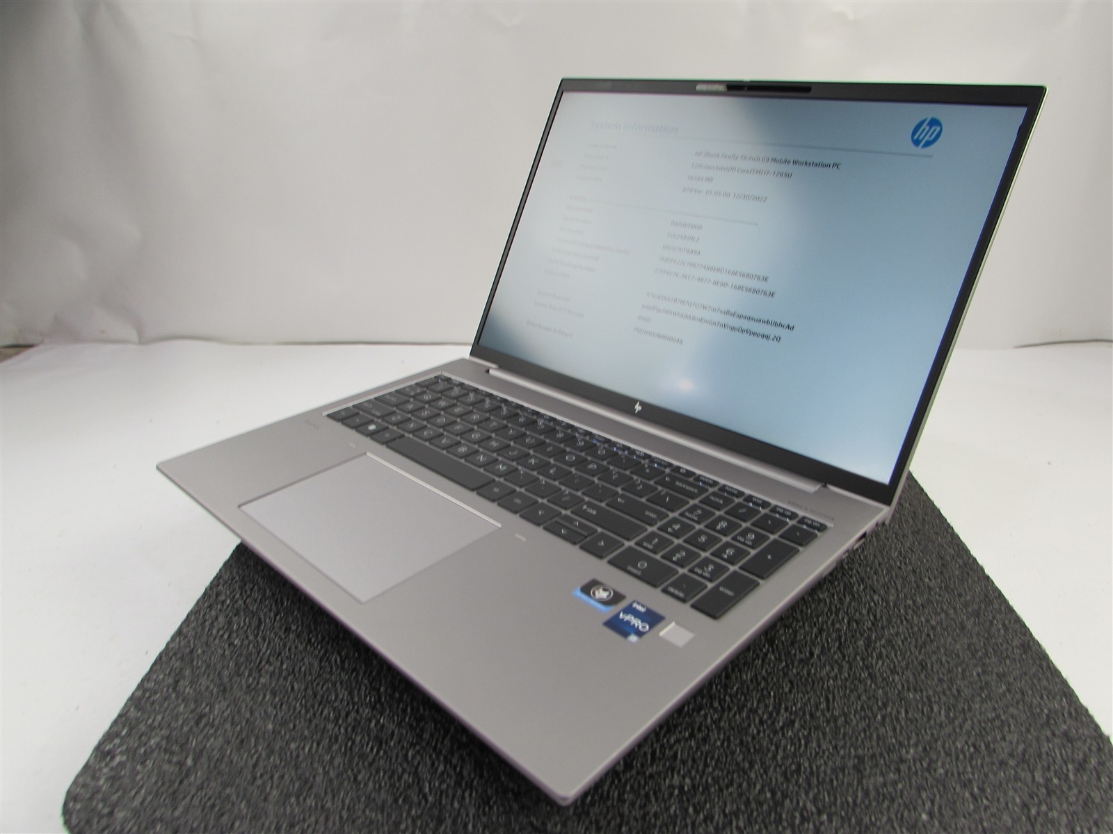 HP ZBOOK FIREFLY 16 (G9) 1920X1080 FHD I7-1265U 512GB SSD 16GB RAM NO O.S