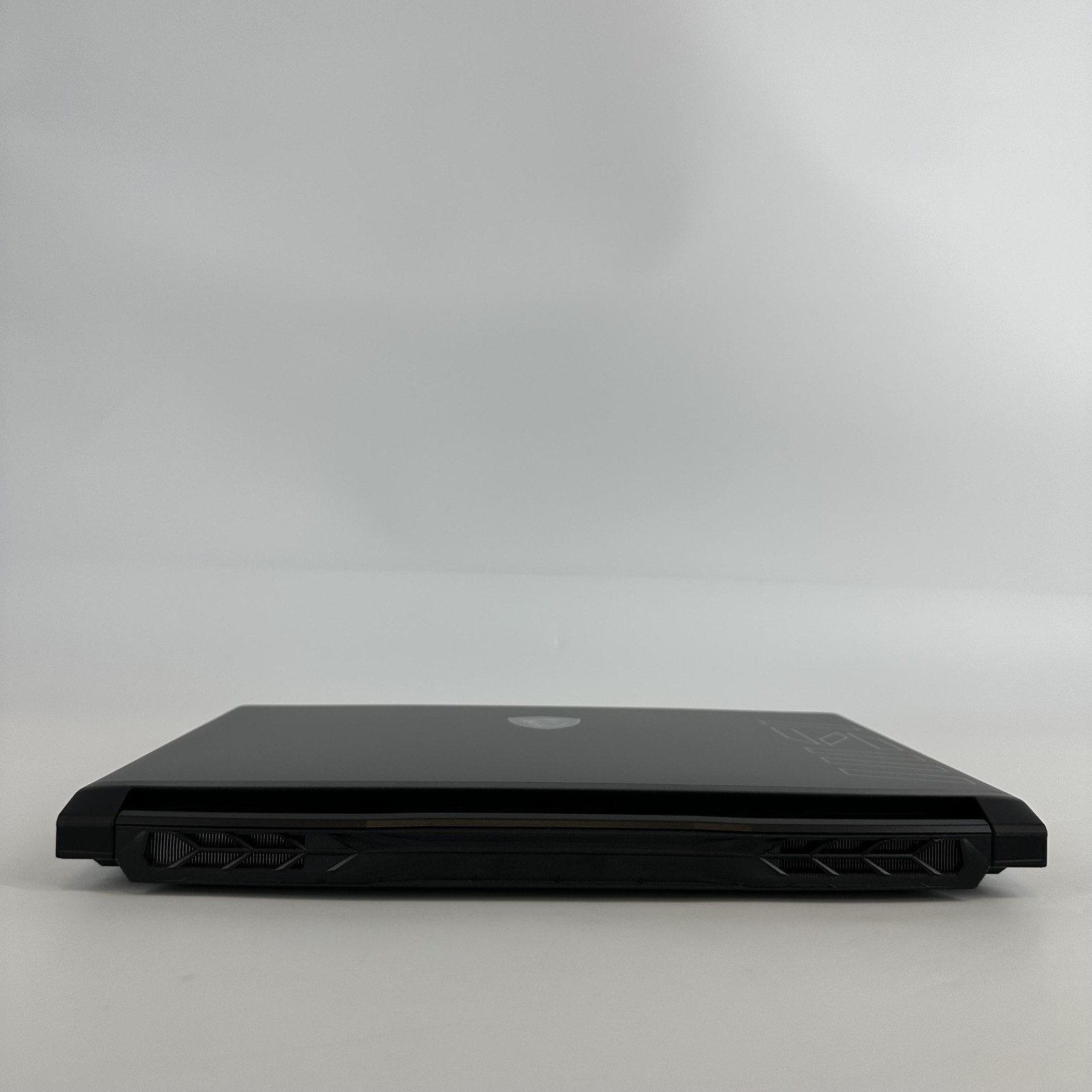 MSI Crosshair 16 FHD 2.4 GHz i7-13620H 16GB 1TB SSD NVIDIA RTX 4070 Excellent