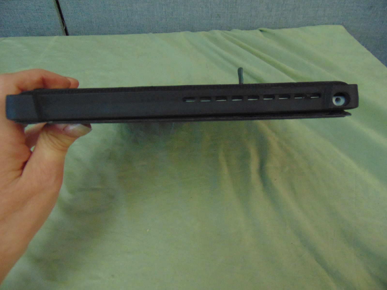 MICROSOFT SURFACE 1866 i5-1035G4@1.1GHz,8GB RAM,250GB SSD/Screen Issues /See PiC