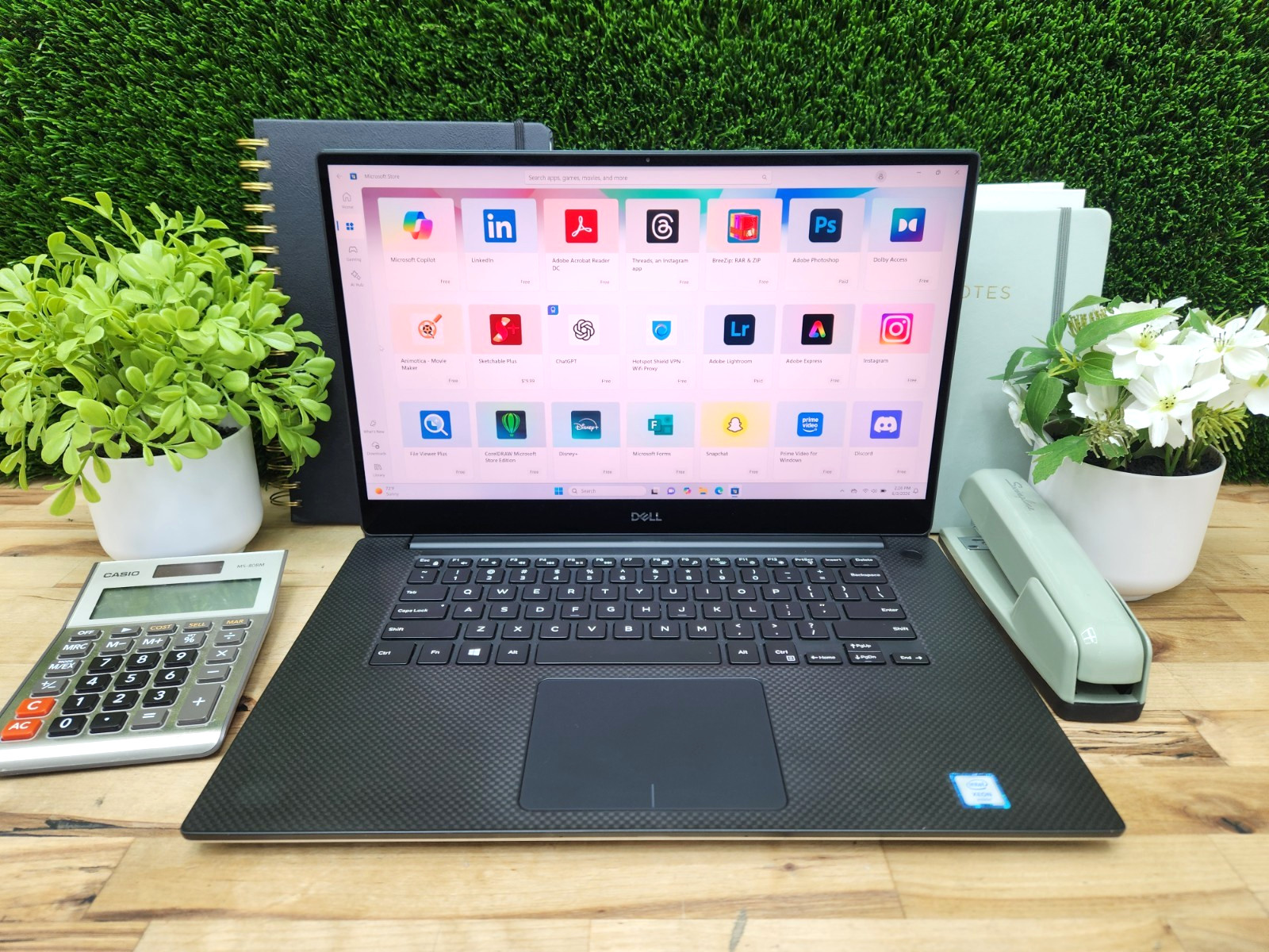 Dell Precision 5540 15.6″ 4K Touchscreen E-2276M 16GB 512GB SSD Quadro T2000 ~