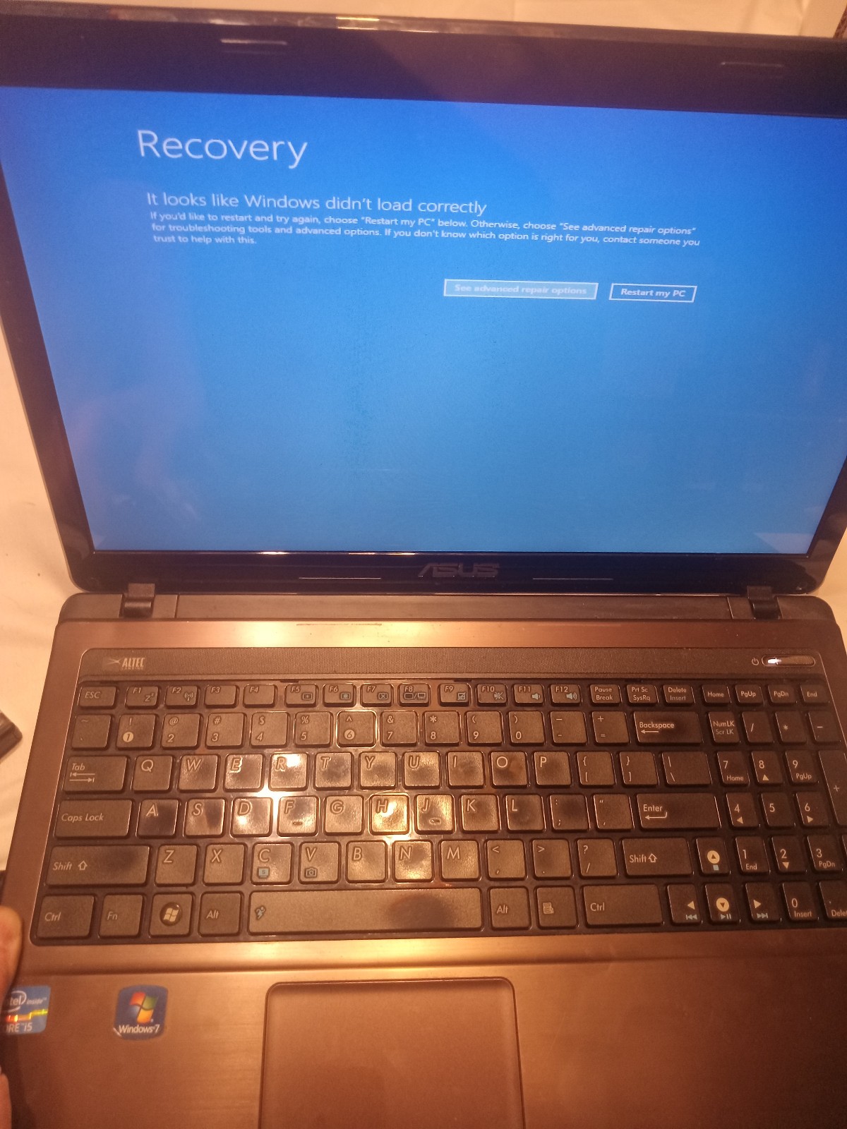 Asus X53E-RH52 Intel i5-2450M 2.5GHz 6 GB – Needs repair, working, please read