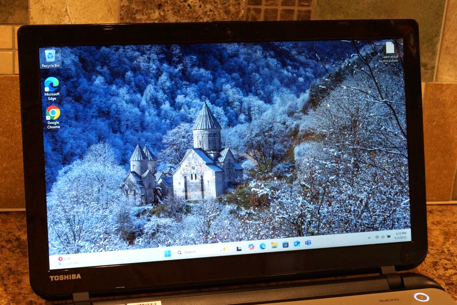 Active Latest 25H2 WIN 11PRO Toshiba L55-B5288 Gen4 i7@2.00GHz 8GB RAM 480GB SSD