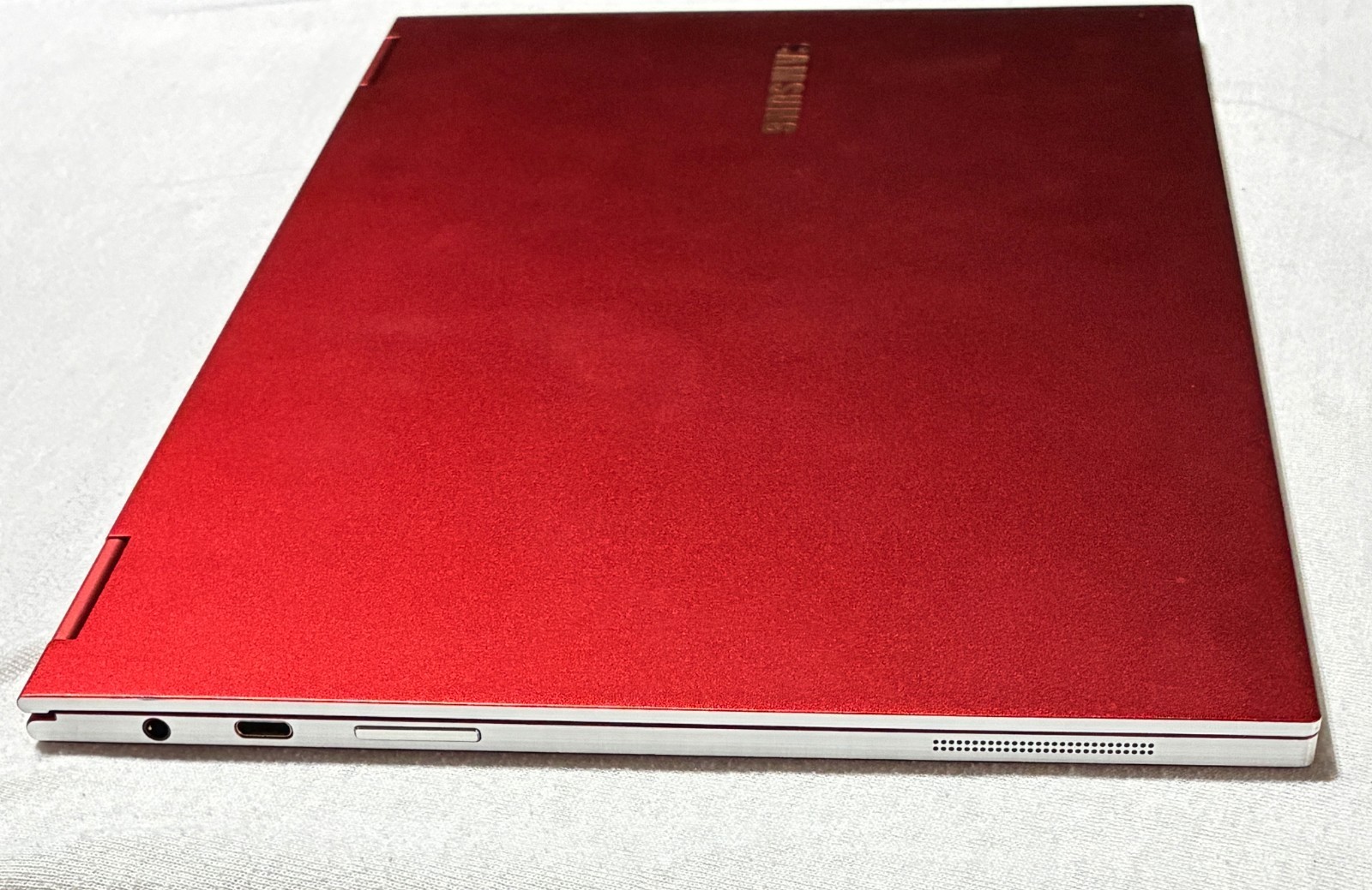 Samsung Galaxy Chromebook XE930QCA Intel i5 8GB RAM 13.3″ 4K UHD Great Condition