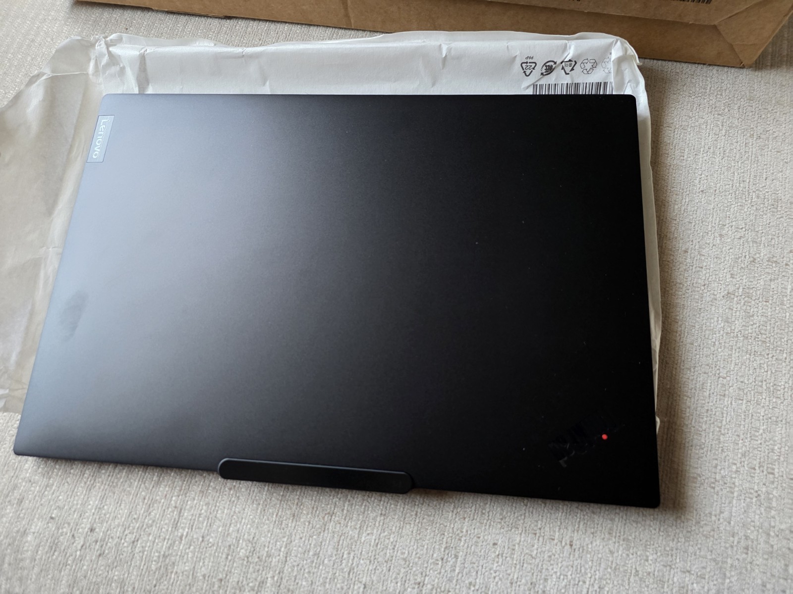 Lenovo ThinkPad P1 Gen 7 16″ Ultra 7 165H 64GB RAM 1TB SSD RTX 2000 Ada 3 YR WTY