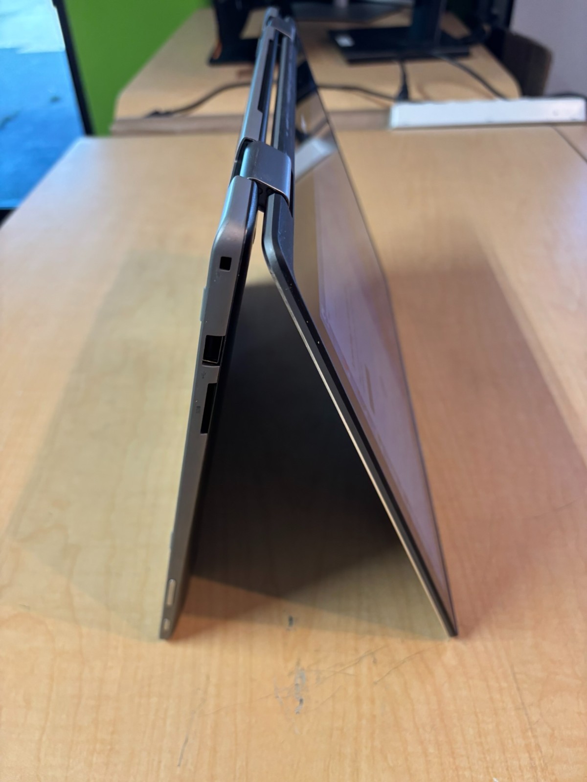 Dell Inspiron 15-7579