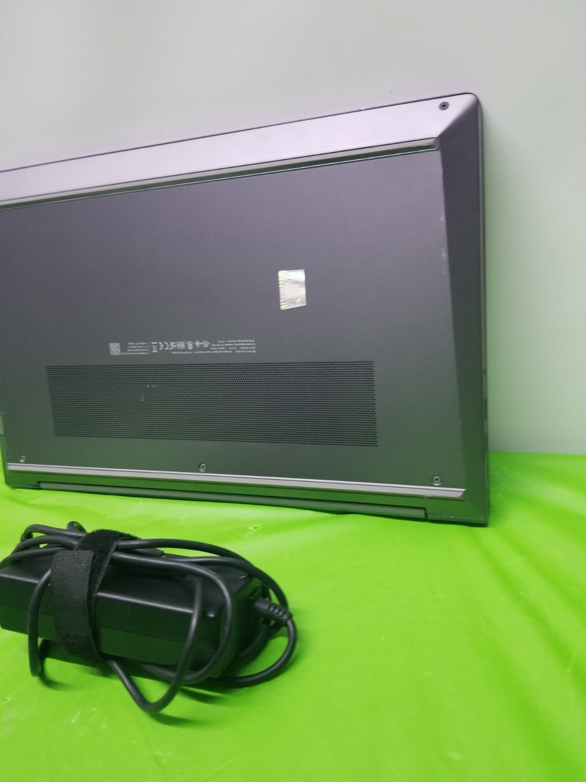 HP ZBook Power G8 15.6″ FHD Intel i7-11850H 32 GB 512 GB SSD,WIN 11 PRO 2.50GHZ