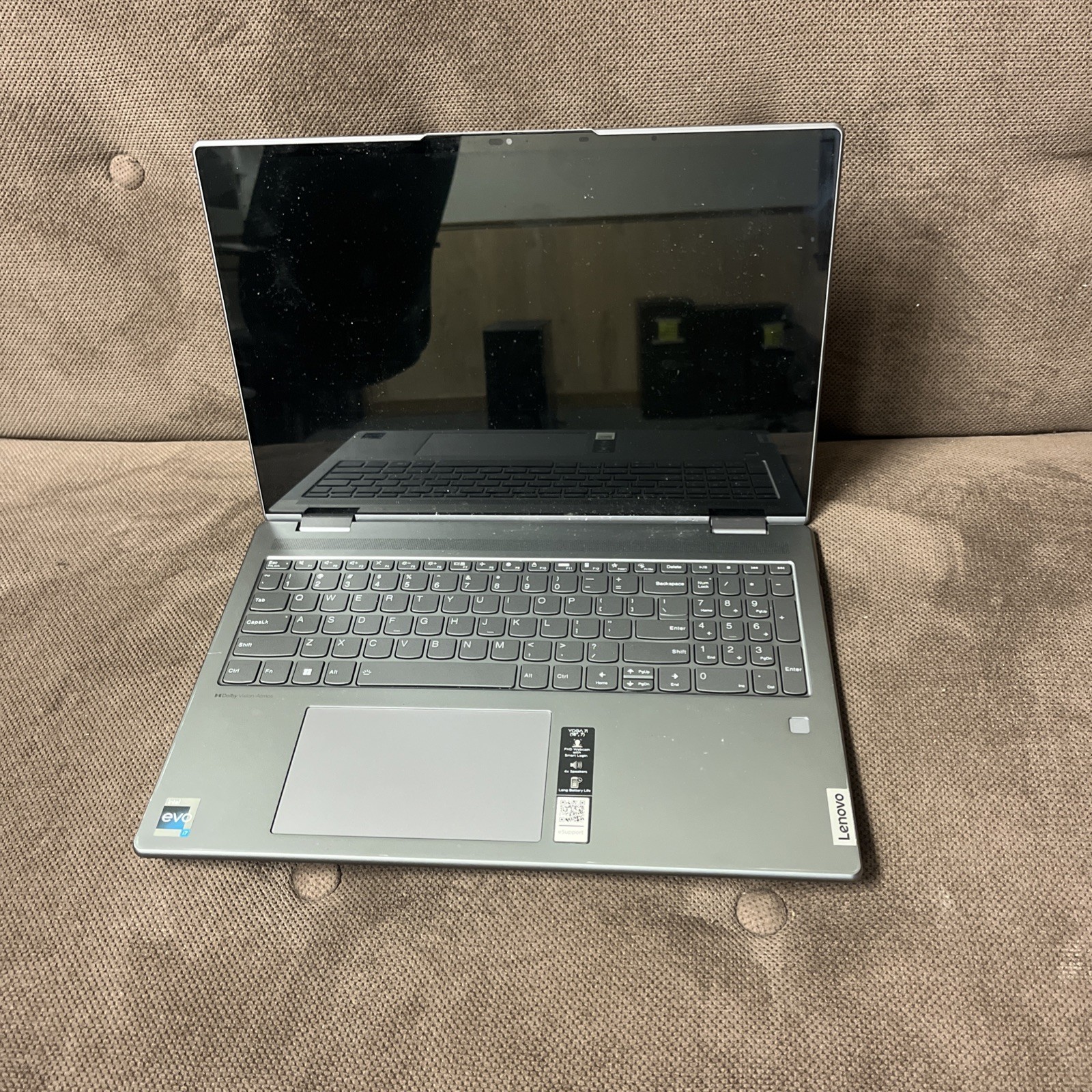 Lenovo Yoga 7i 16IAP7 16″ touch , Intel Core i7, Unknown Specs