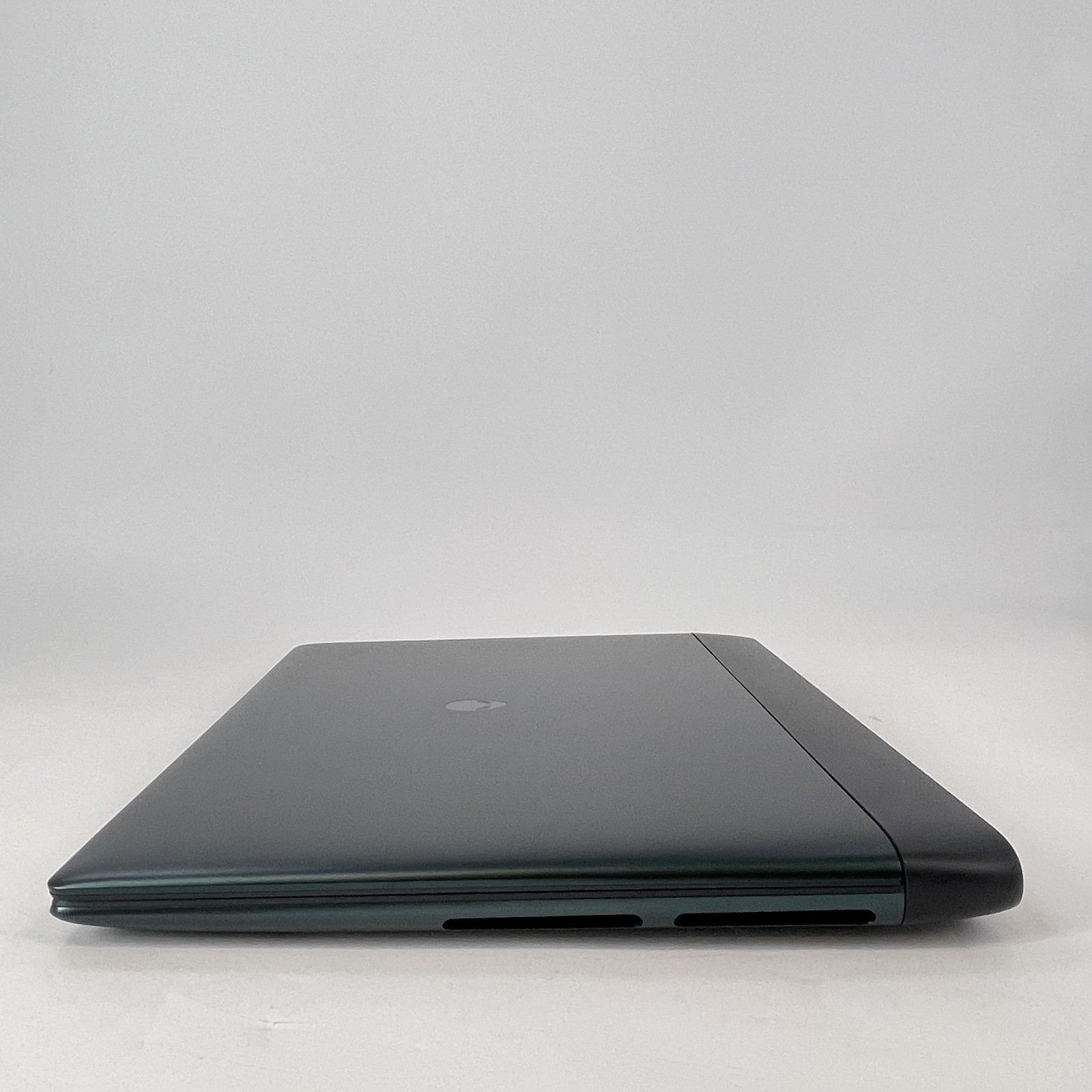 Dell Alienware 18 Area-51 300Hz QHD+ 2.7 GHz Ultra 9 275HX 64GB 2TB/2TB RTX 5090