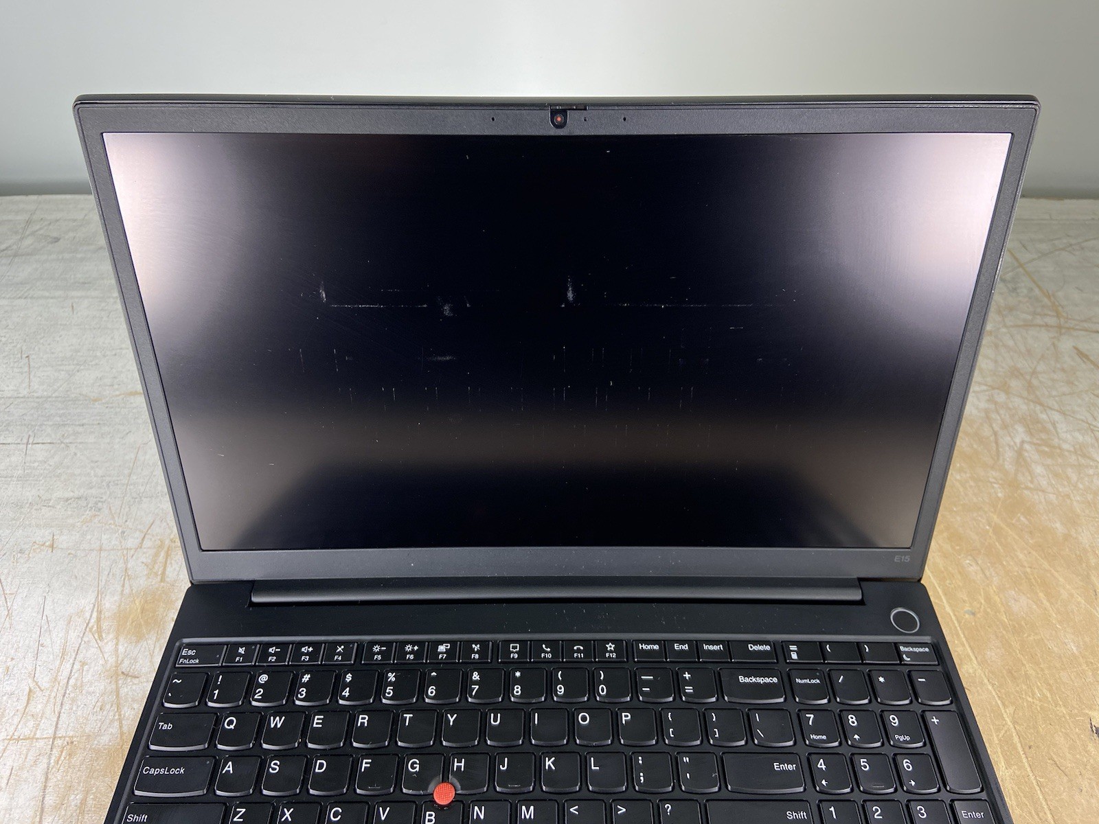 LENOVO THINKPAD E15 GEN 2 i7-1165G7 @ 2.8GHz, 4GB RAM, NO HDD/OS – (FOR PARTS)