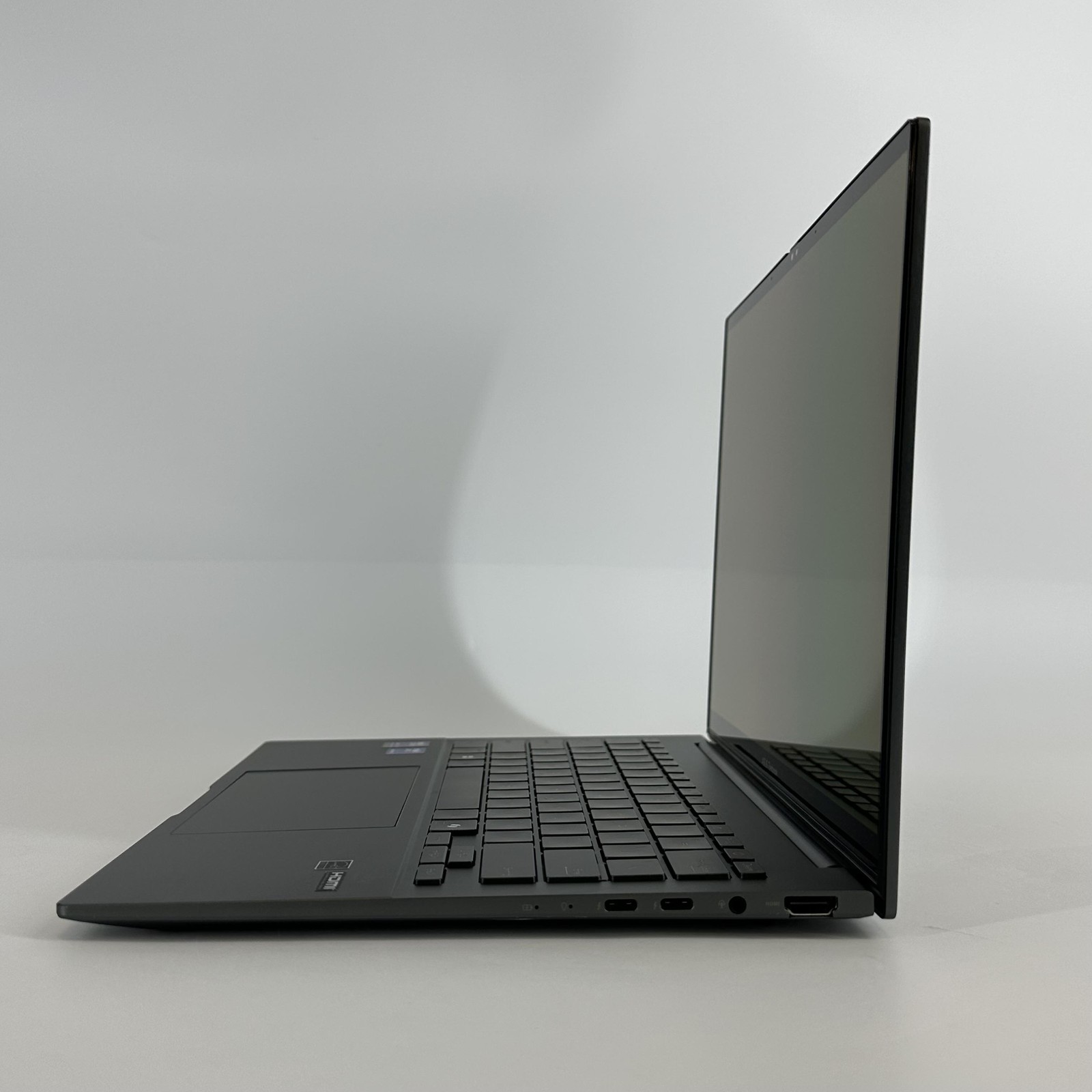 Asus Zenbook 14 Gray FHD+ TOUCH 2.9 GHz Ultra 9 285H 32GB 1TB SSD Very Good