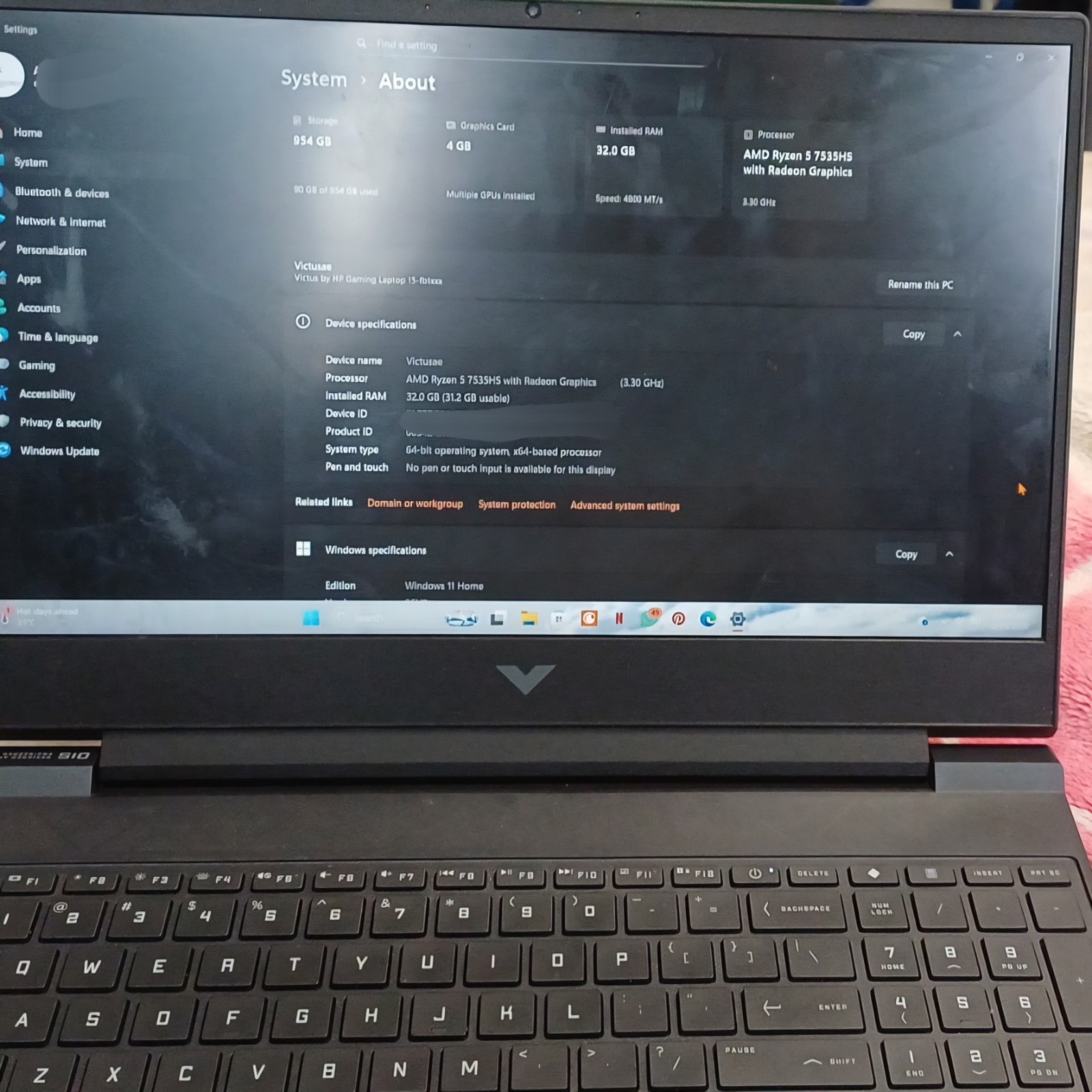 HP Victus 15 Gaming Laptop AMD Ryzen 7 7535HS 32GB 1TB SSD 2050 RTX 15.6″ FHD