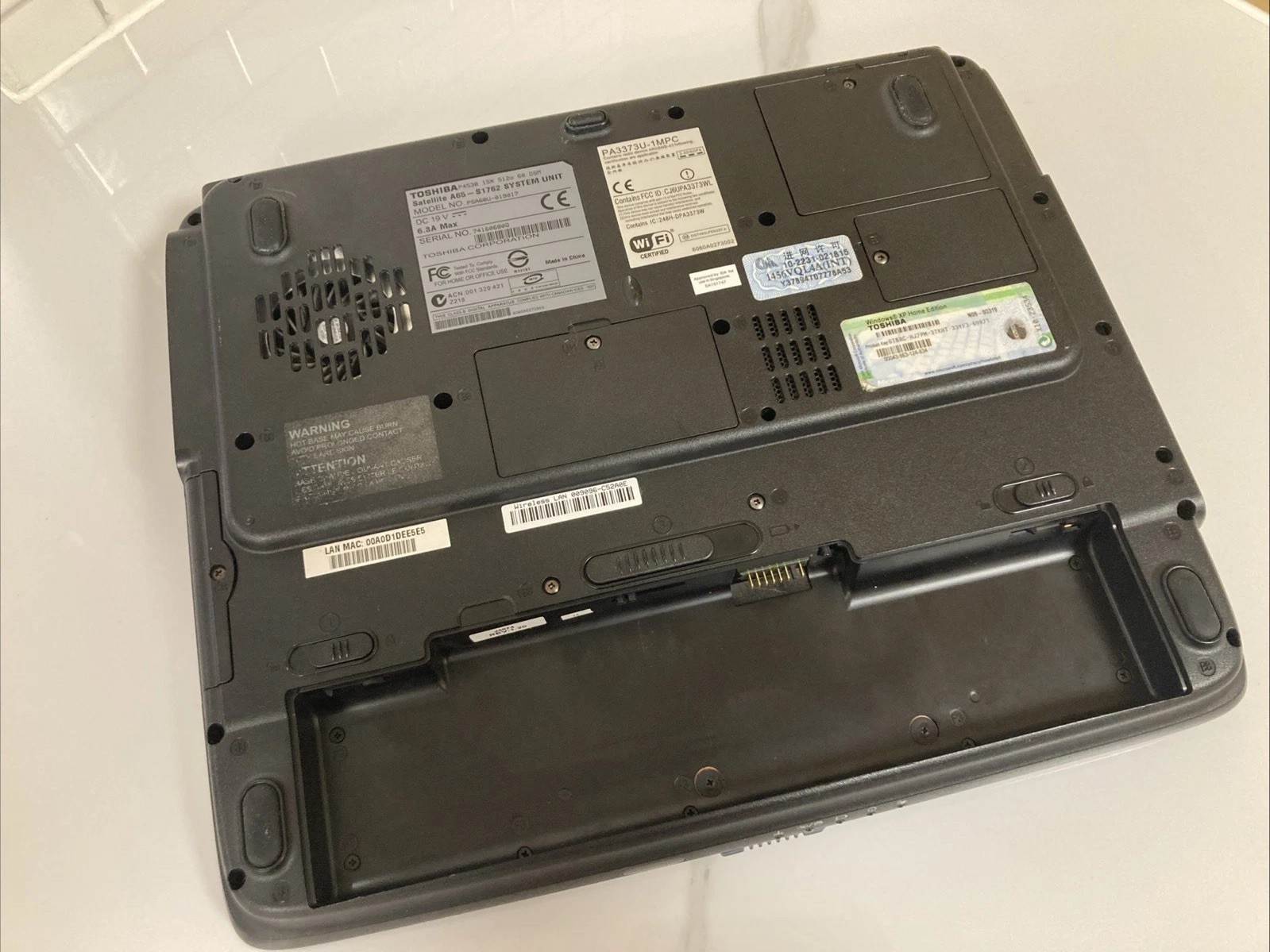 💻 Toshiba Satellite A65-S1762⚙️Pentium 4 ATI | Boots On | No HDD | Parts/Repair