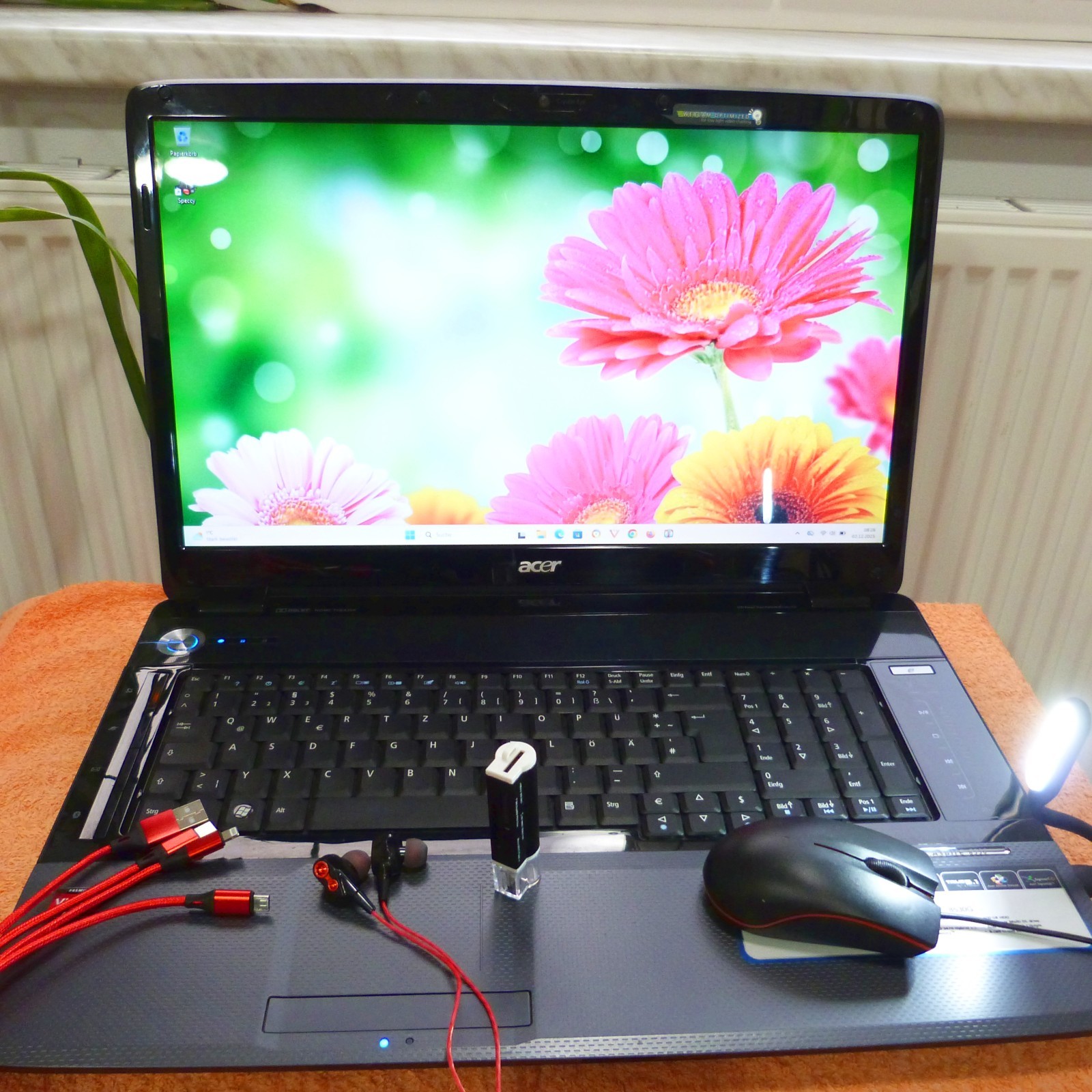 Acer 8530 Cinema Monster 18″ FULLHD GEMSTONE I 3x SSD HDD Windows 10 l 4GB RAM
